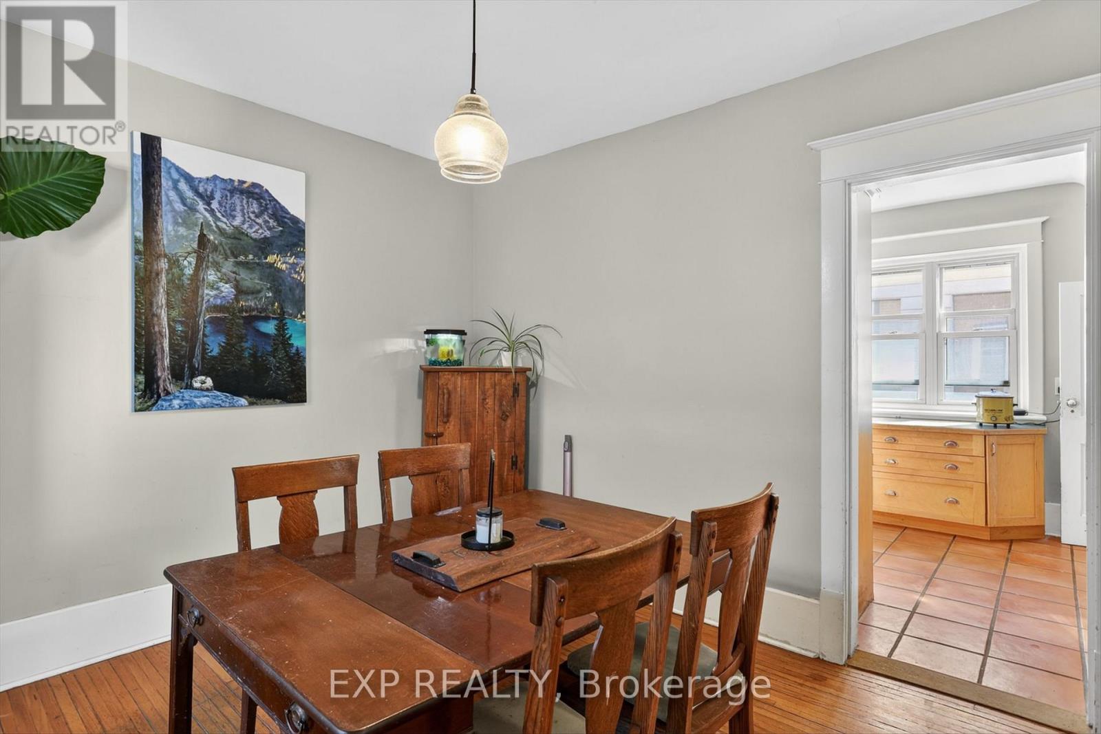 498 MCDONNEL STREET - 13