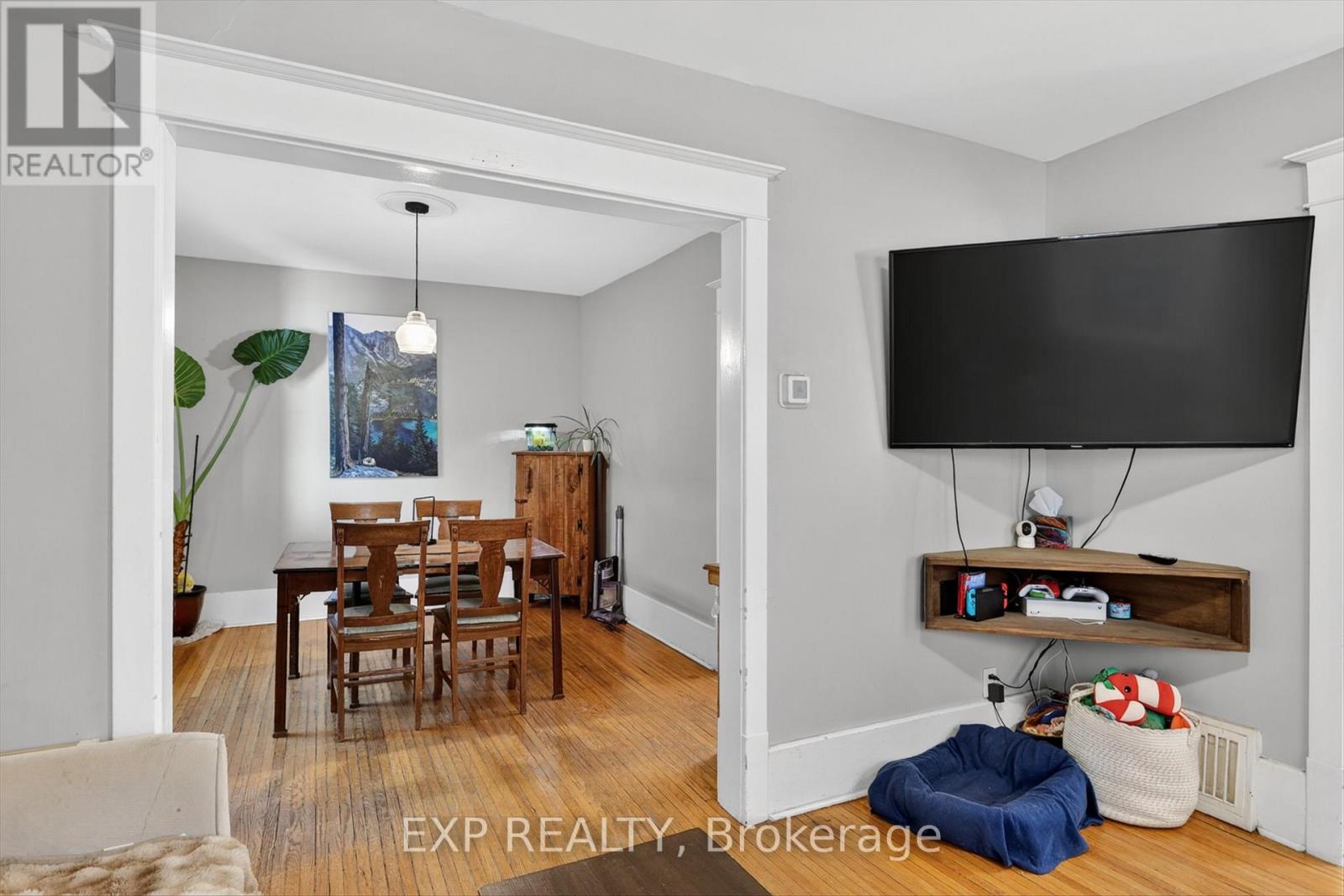 498 MCDONNEL STREET - 12