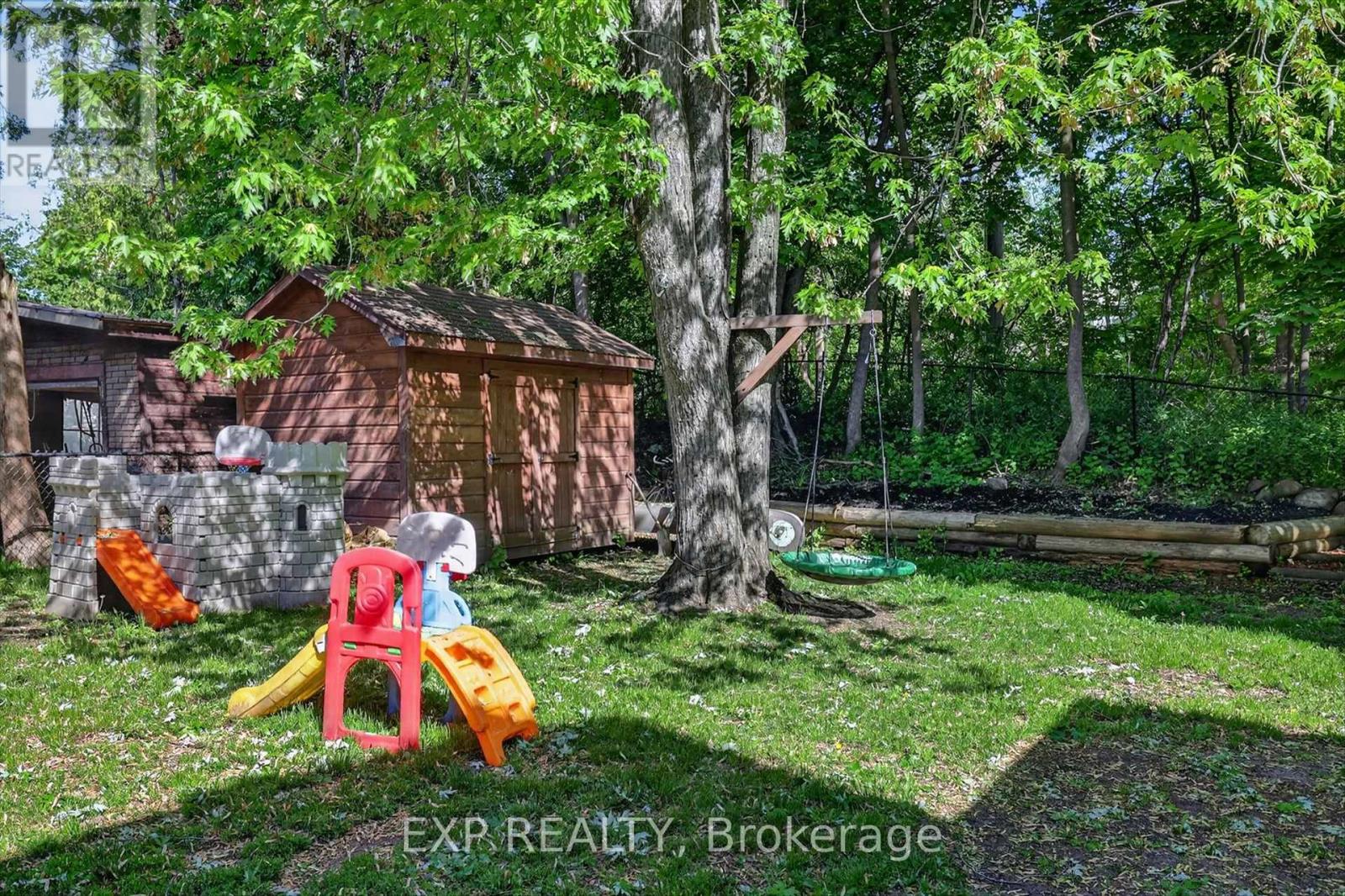498 MCDONNEL STREET - 35