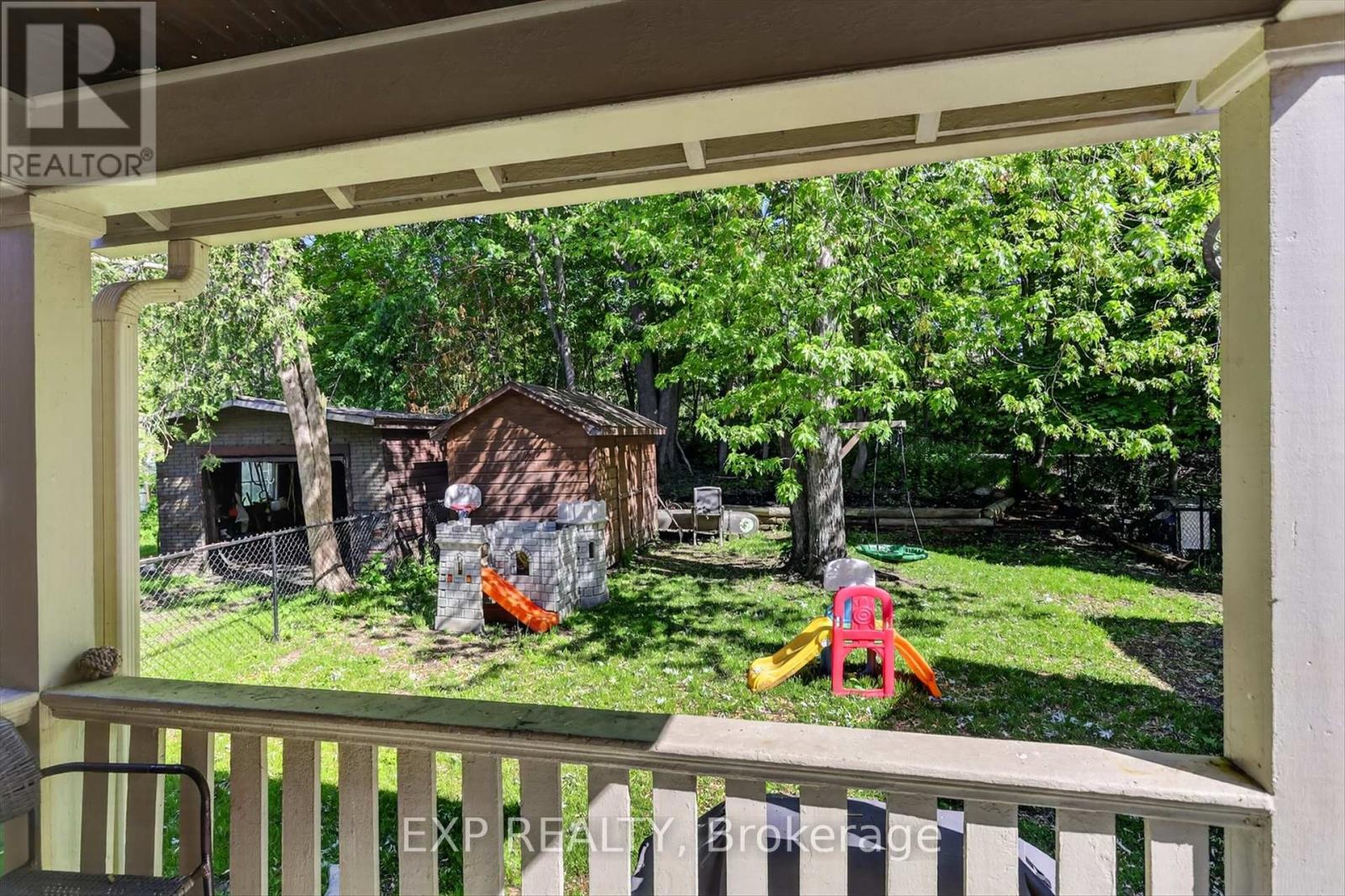 498 MCDONNEL STREET - 37