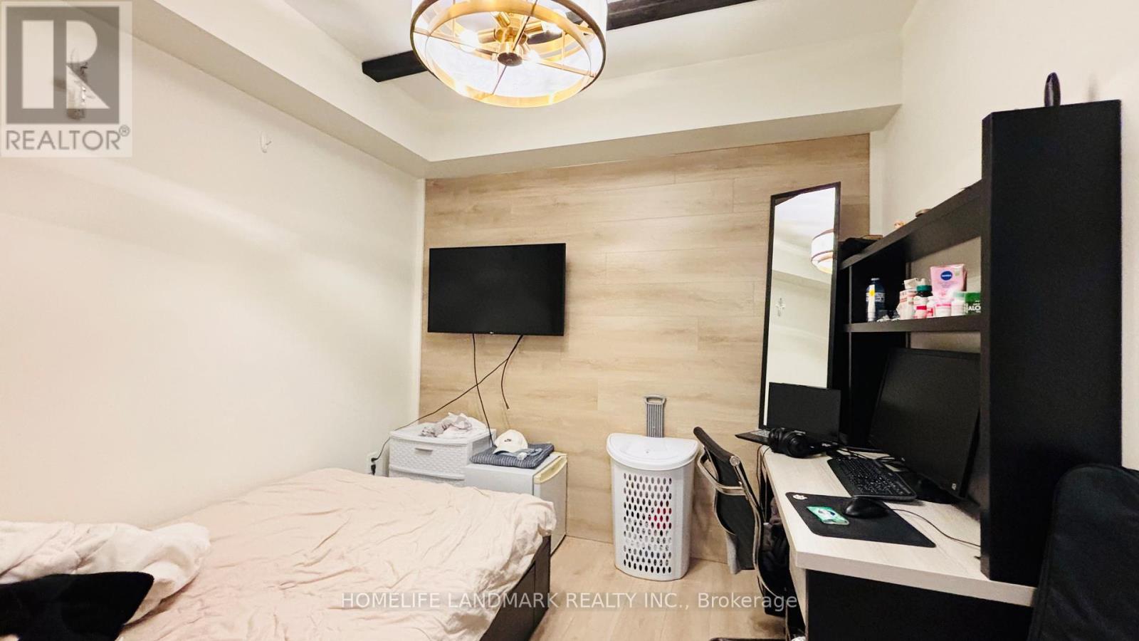 #1536 145 COLUMBIA STREET W - 12