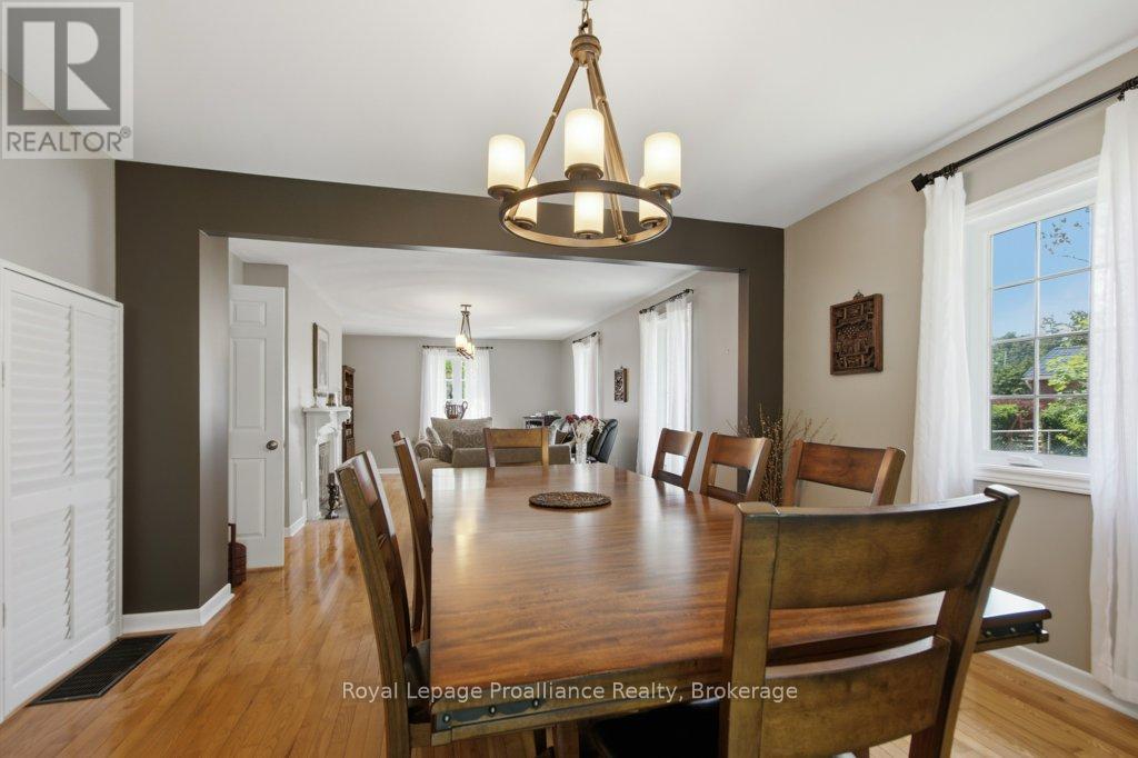 218 LOCK ROAD - 15