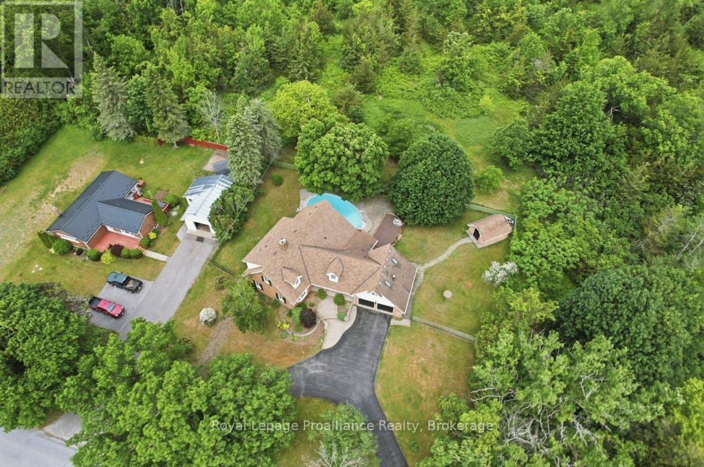 218 LOCK ROAD - 5