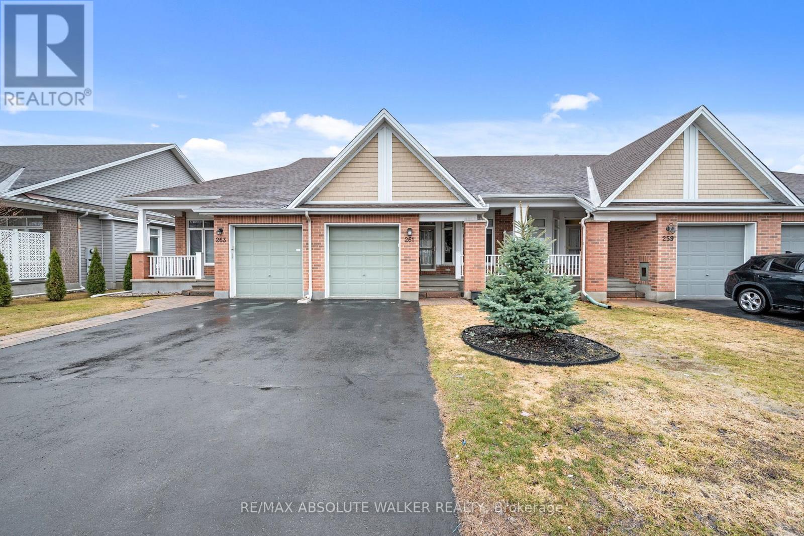 261 BULRUSH CRESCENT - 1