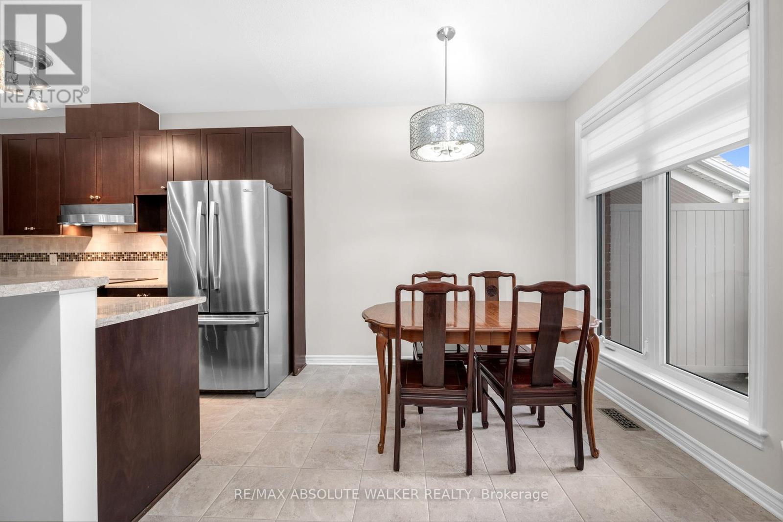 261 BULRUSH CRESCENT - 11