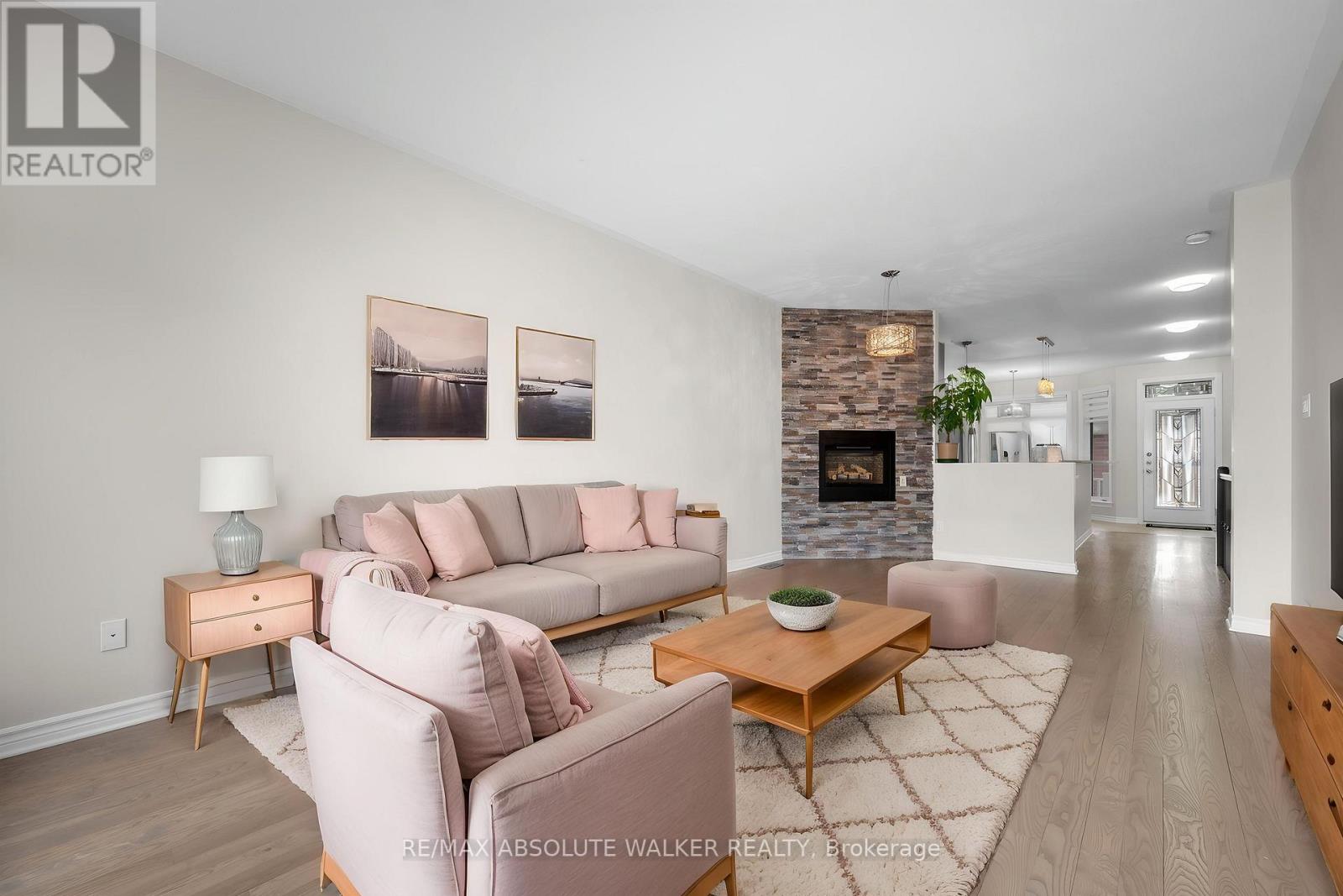 261 BULRUSH CRESCENT - 4