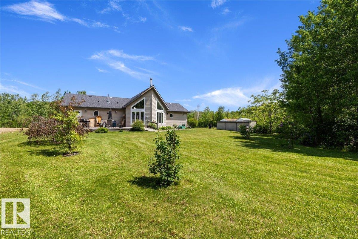 11, 52210 Range Road 192 — photo 31