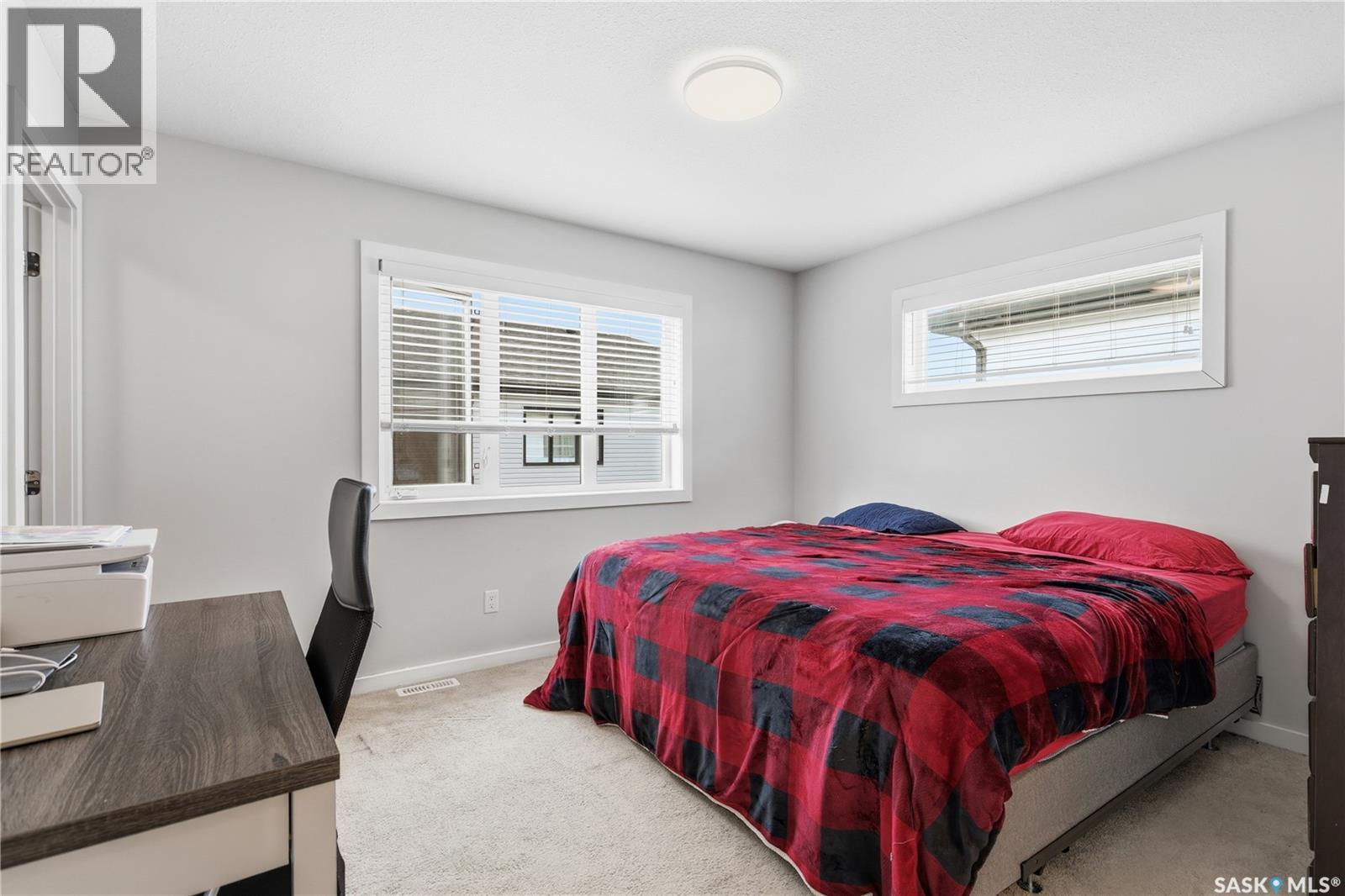 #122 2715 Narcisse DRIVE - 19