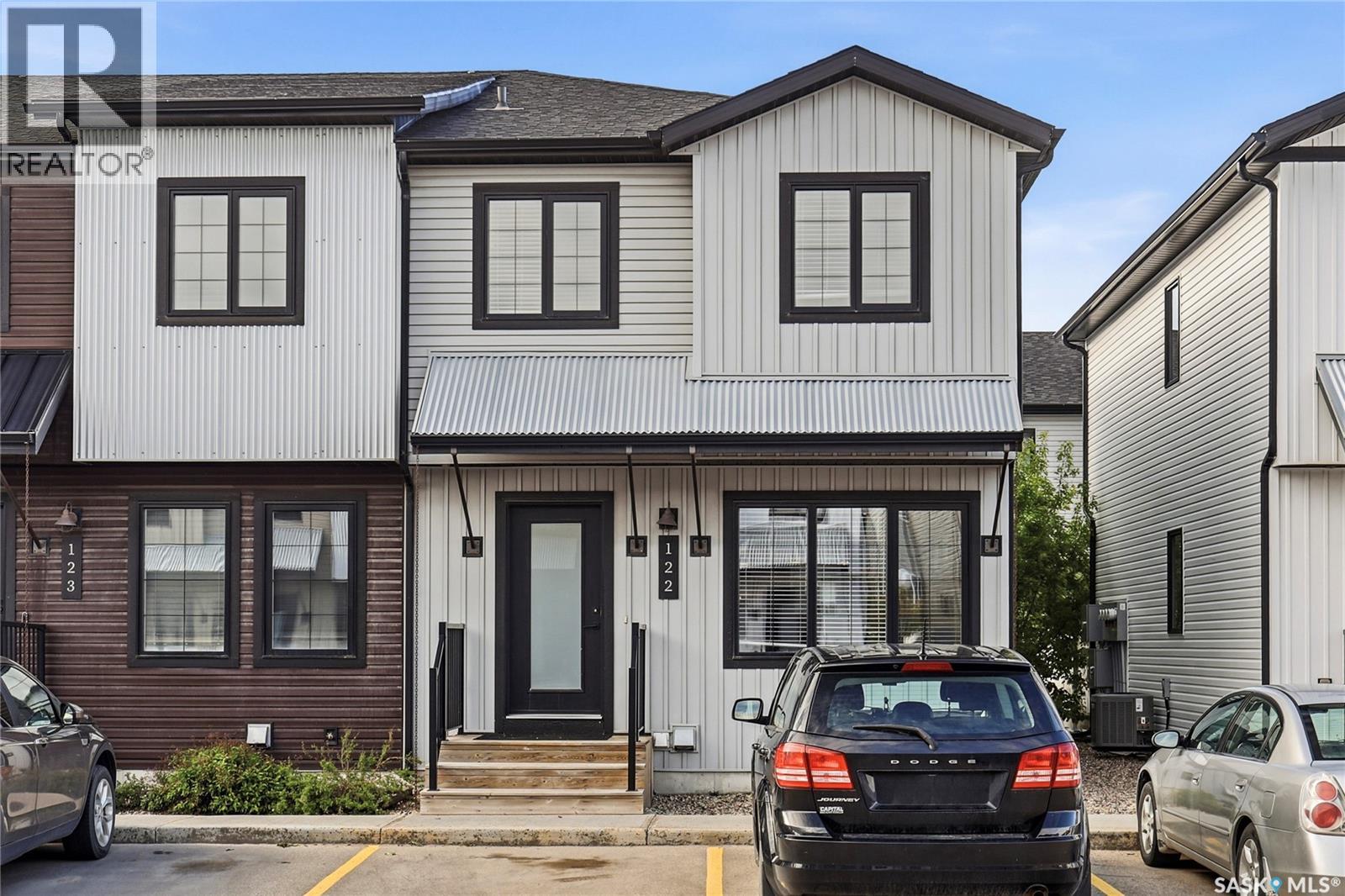 #122 2715 Narcisse DRIVE - 2