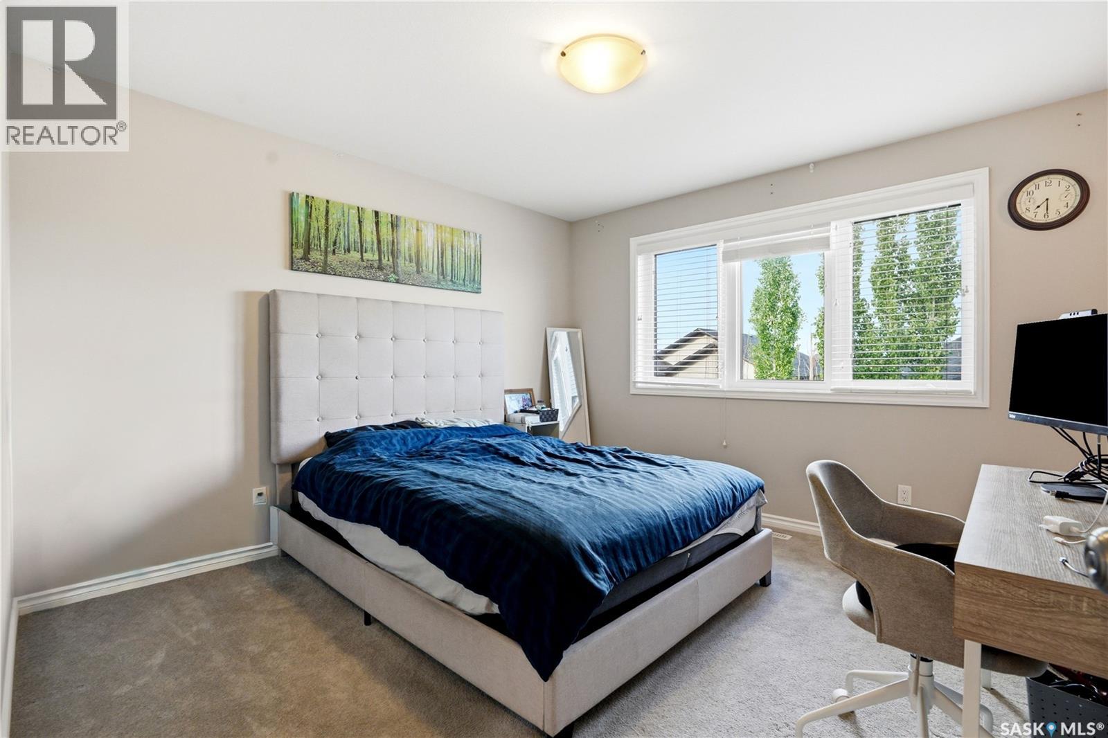 302 Dickson CRESCENT - 15