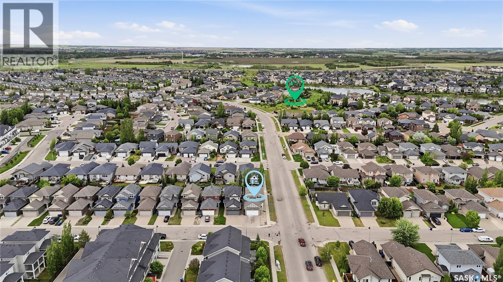 302 Dickson CRESCENT - 43