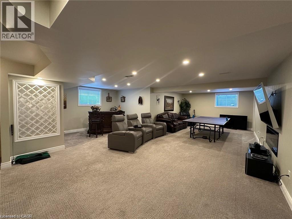64 ENGLISH Crescent - 22