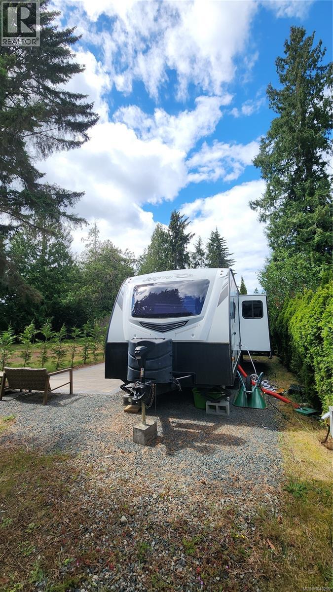 #34 6050 Island Hwy W - 2