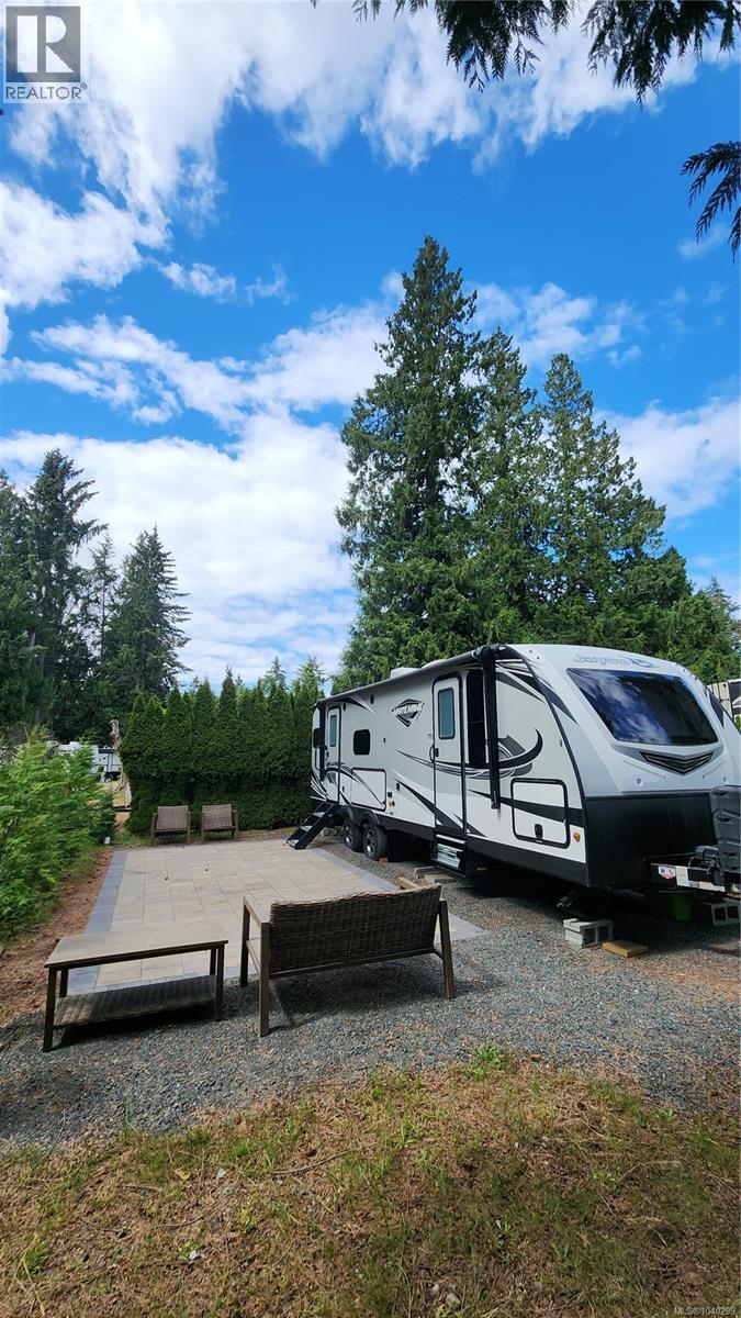 #34 6050 Island Hwy W - 3