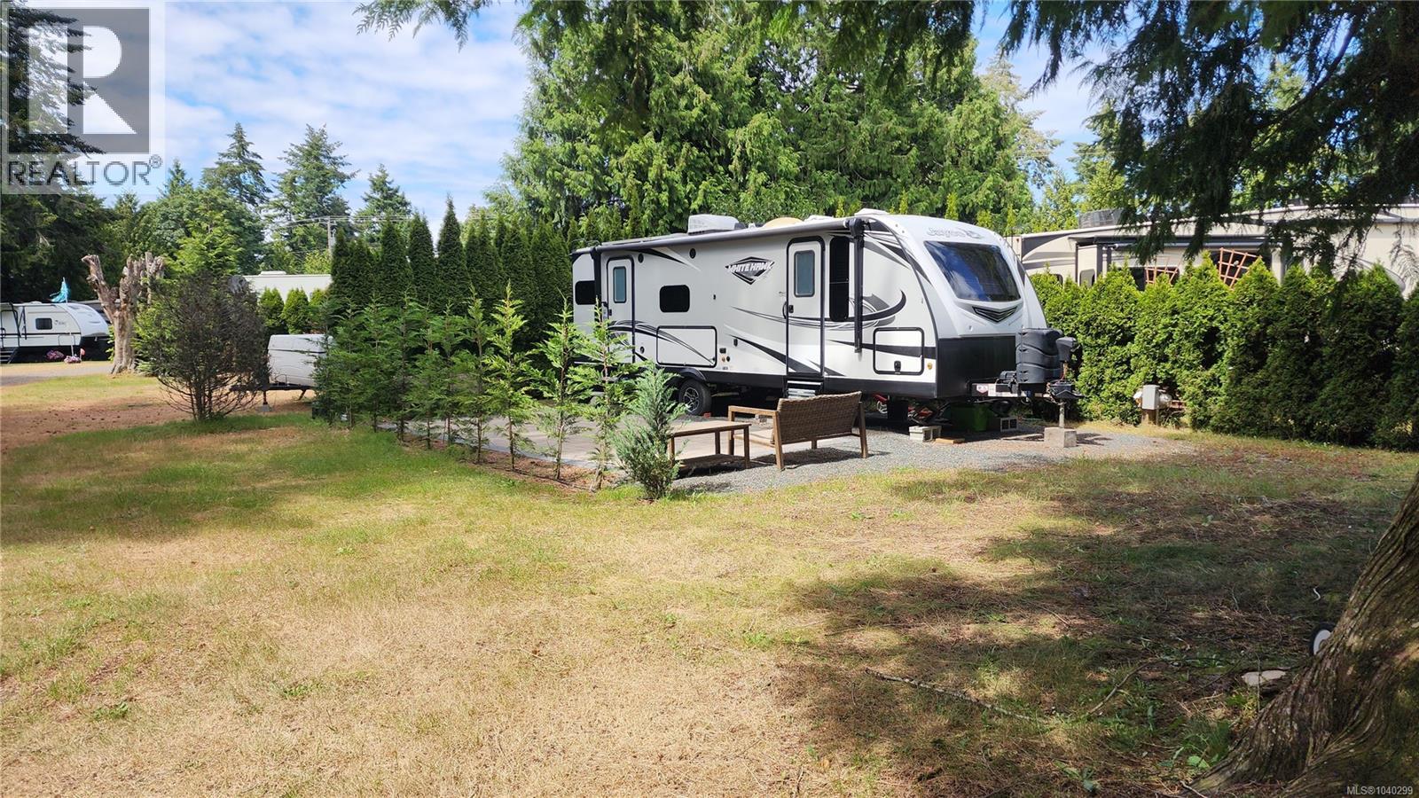 #34 6050 Island Hwy W - 5