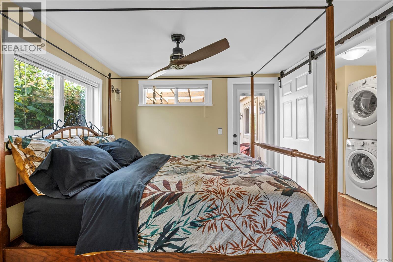 #2 1572 Seabird Rd - 15
