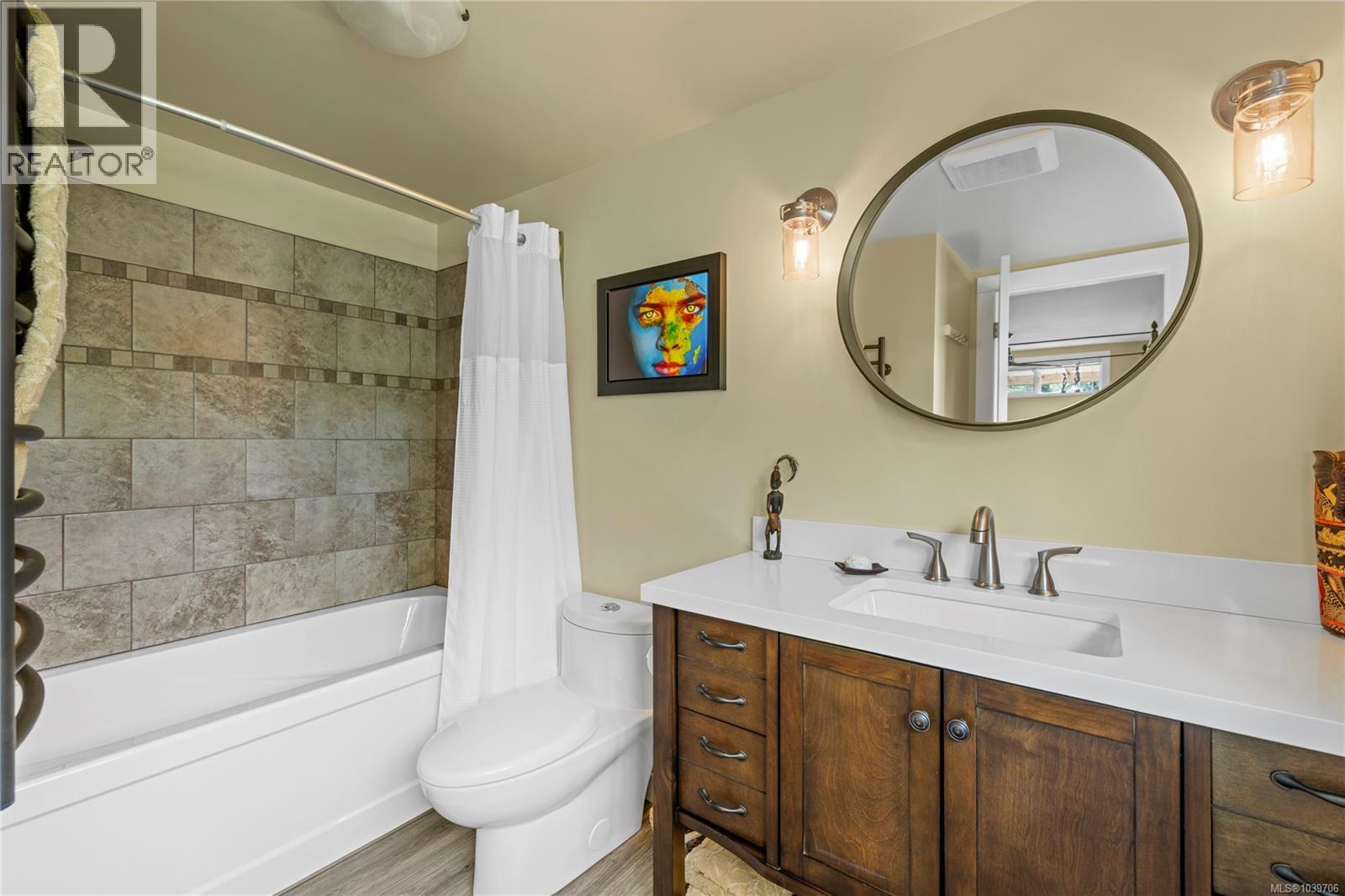 #2 1572 Seabird Rd - 16