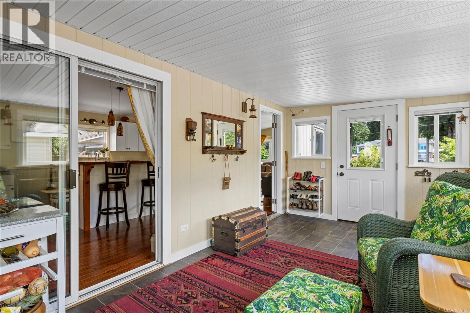 #2 1572 Seabird Rd - 22