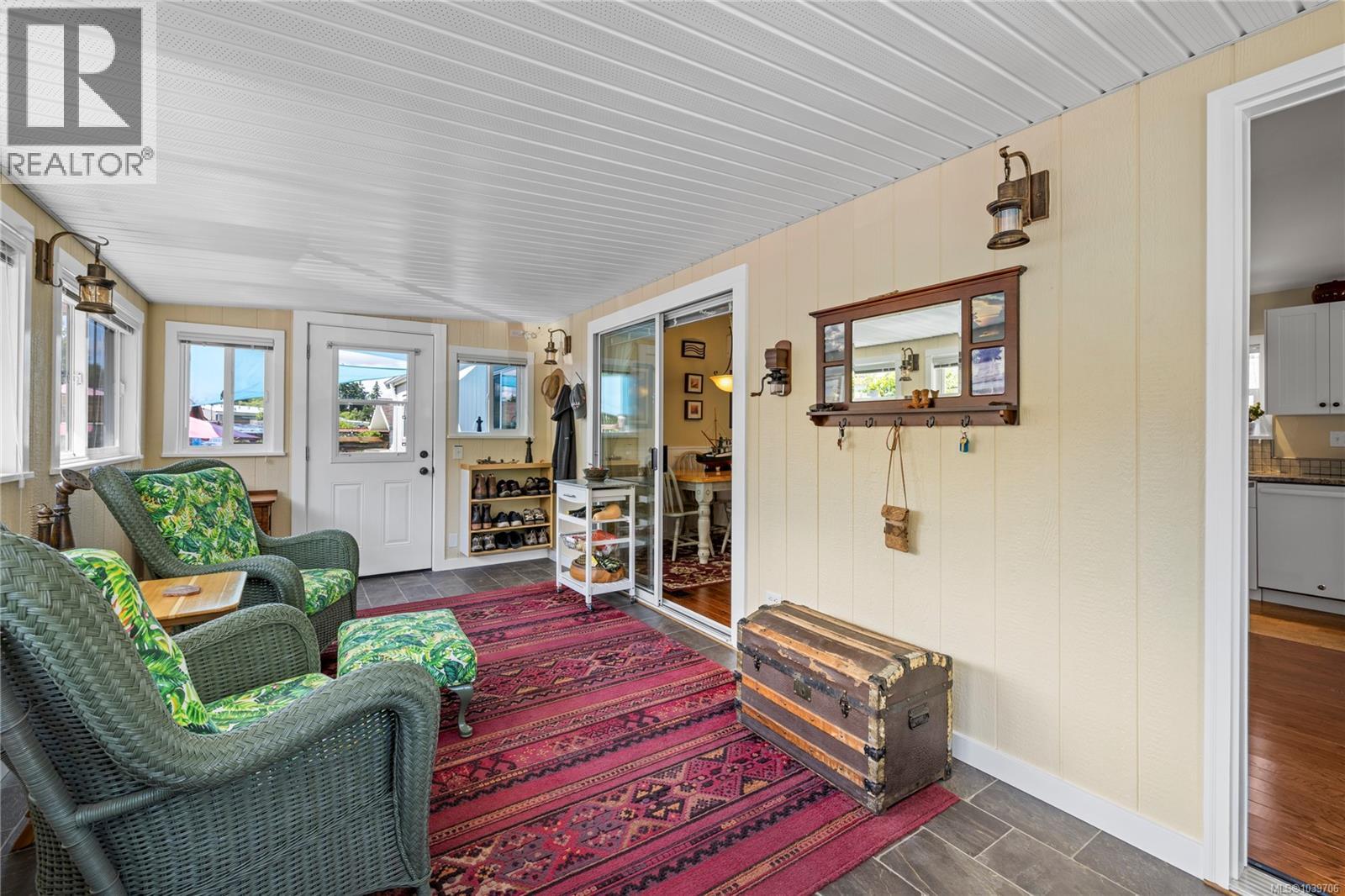 #2 1572 Seabird Rd - 23