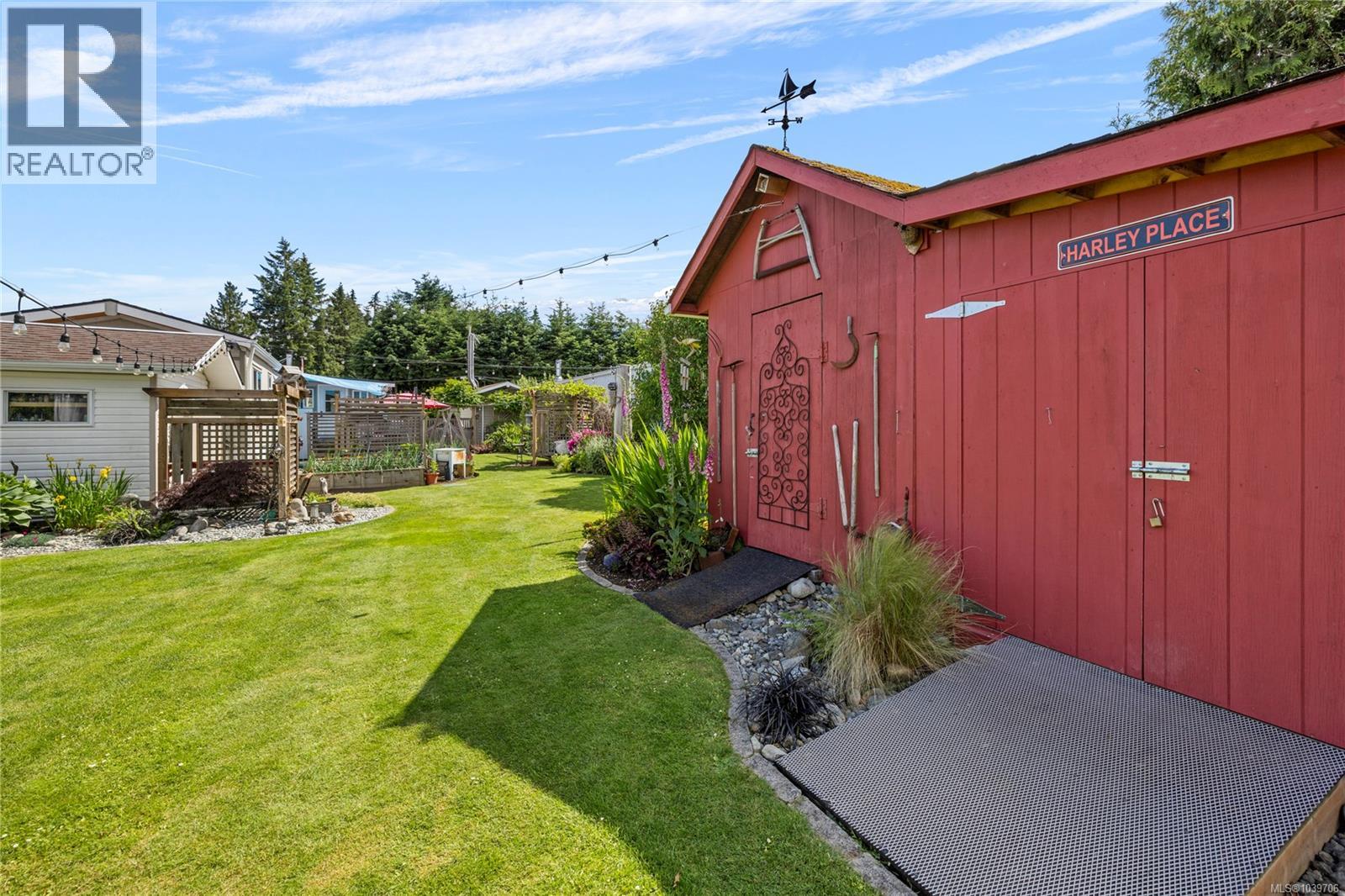 #2 1572 Seabird Rd - 40