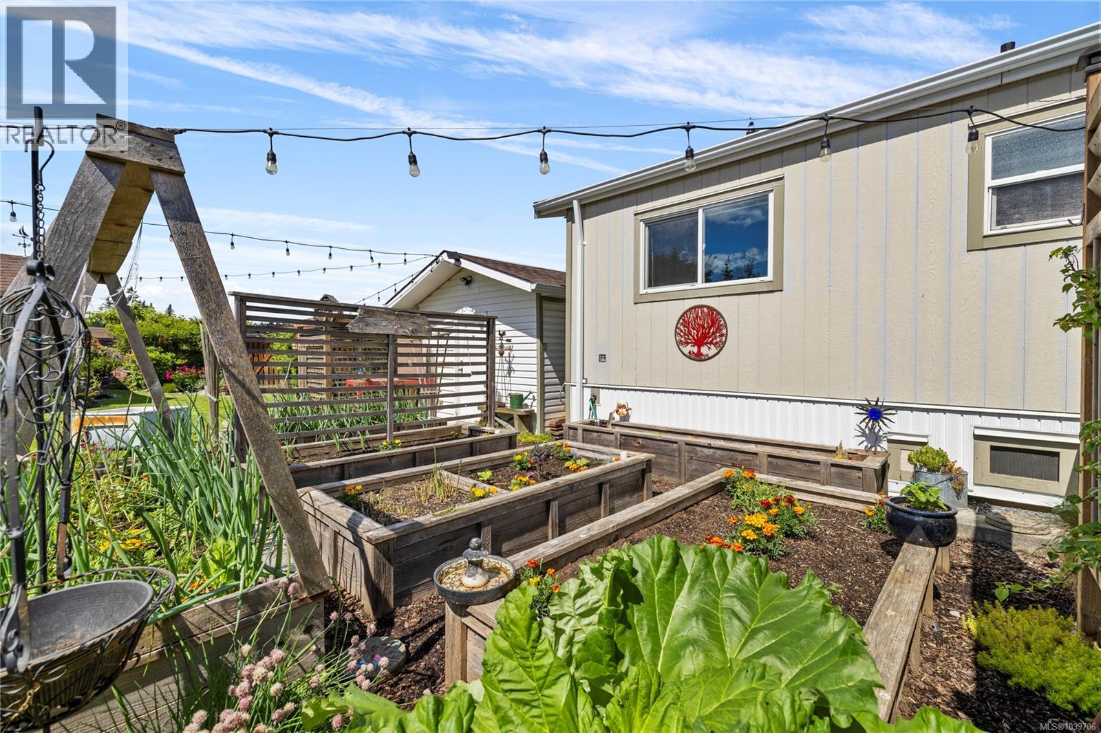 #2 1572 Seabird Rd - 43