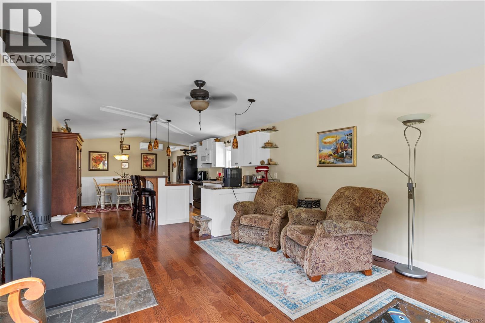 #2 1572 Seabird Rd - 7