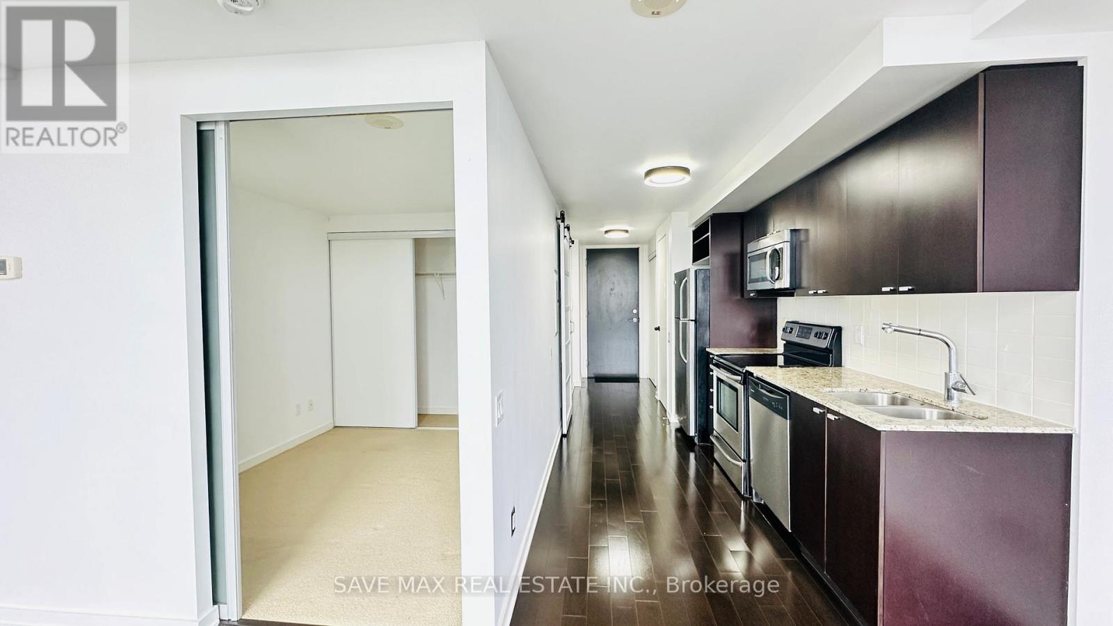 #3213 105 THE QUEENSWAY AVENUE - 14