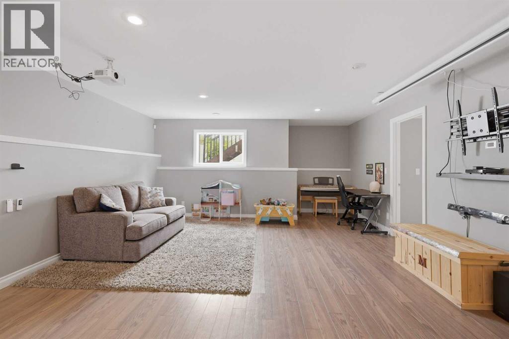 95 Thompson Crescent — photo 22