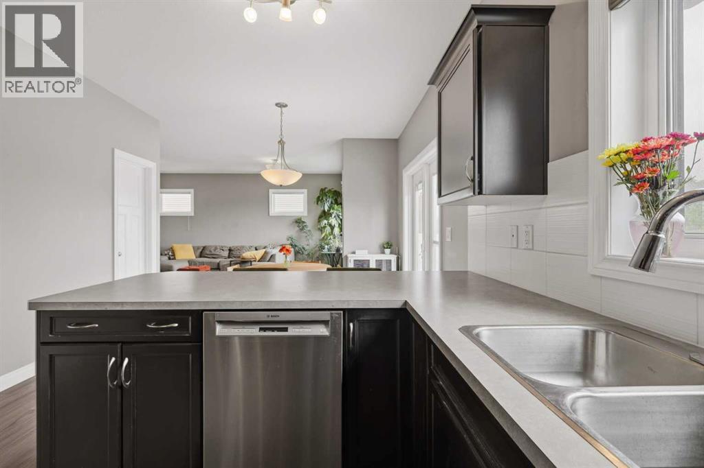 95 Thompson Crescent — photo 9