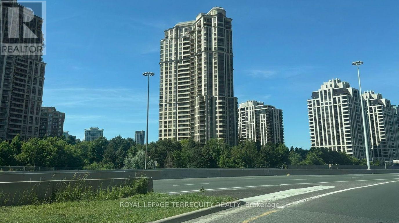 #GPH19 80 HARRISON GARDEN BOULEVARD - 36
