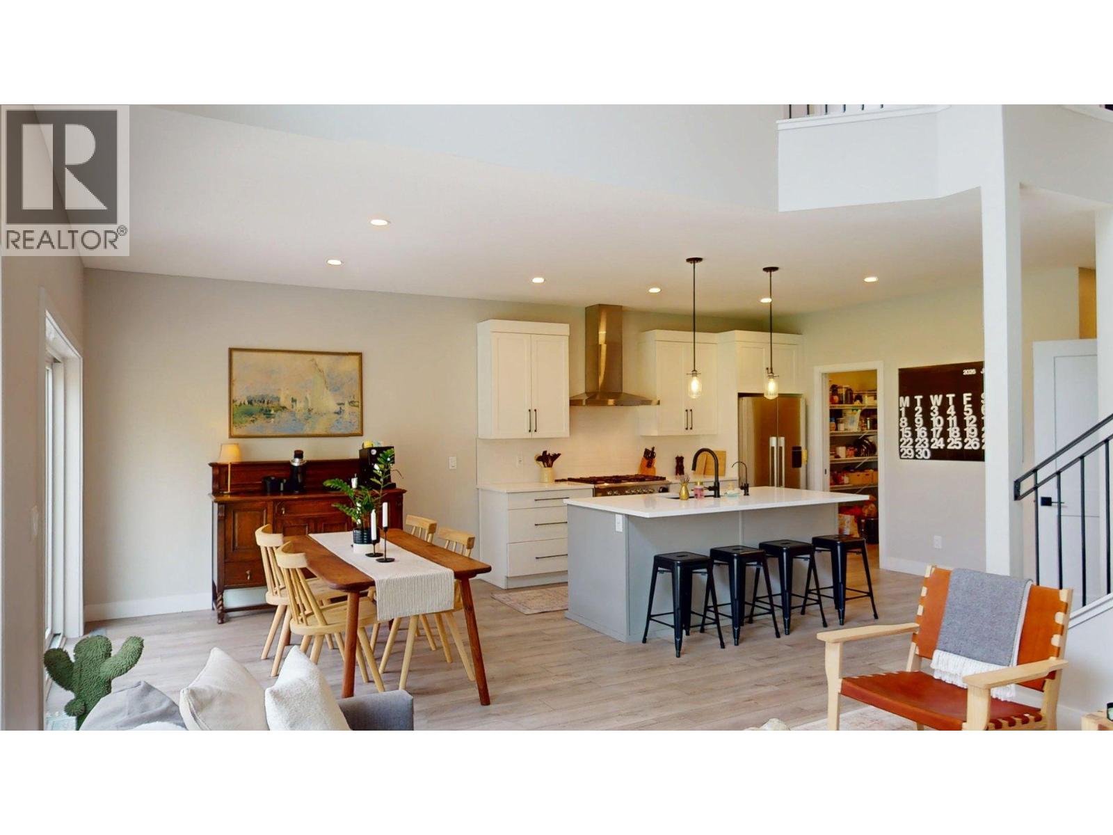 1307 Cherrywood Boulevard, Sparwood