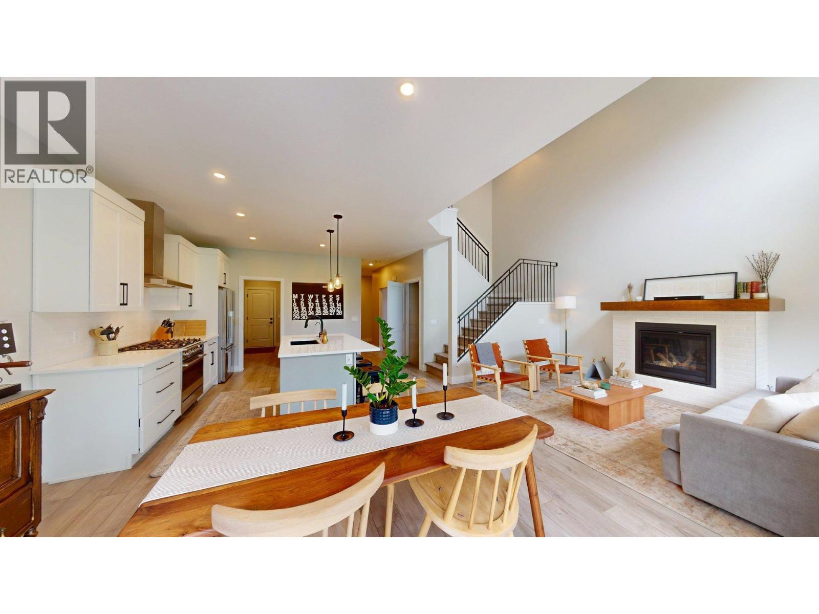 1307 Cherrywood Boulevard, Sparwood