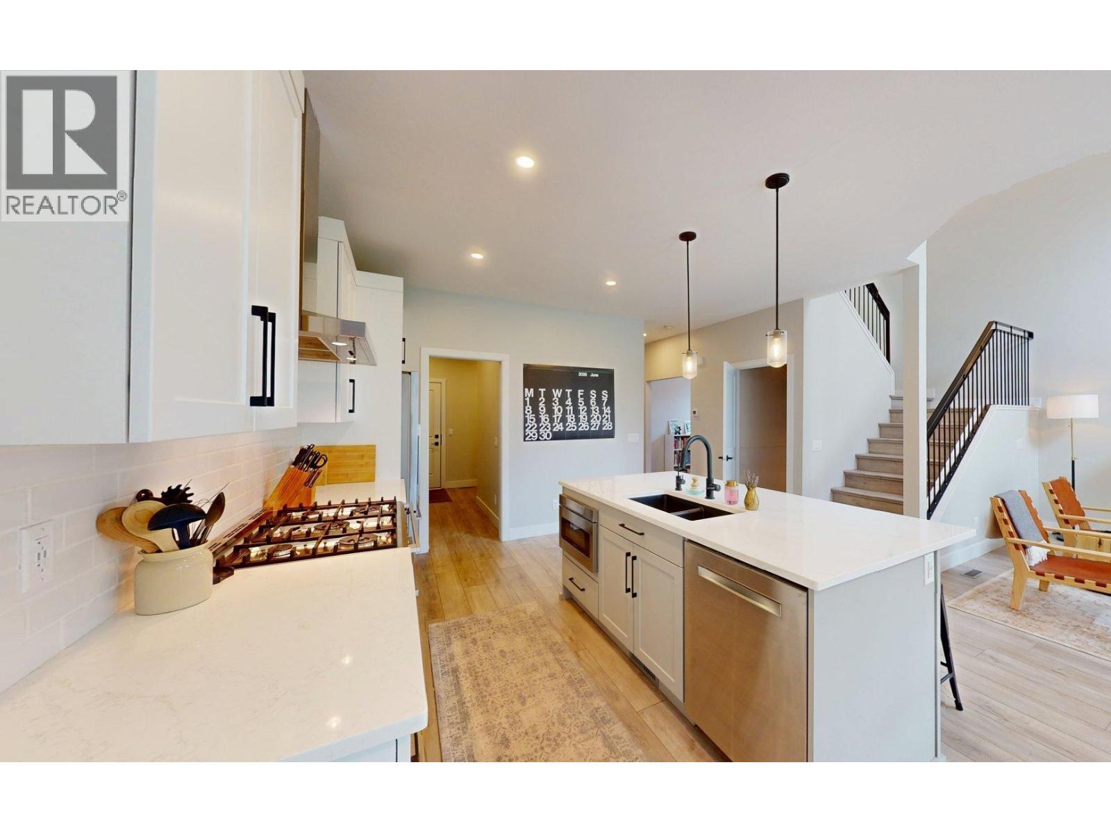 1307 Cherrywood Boulevard, Sparwood