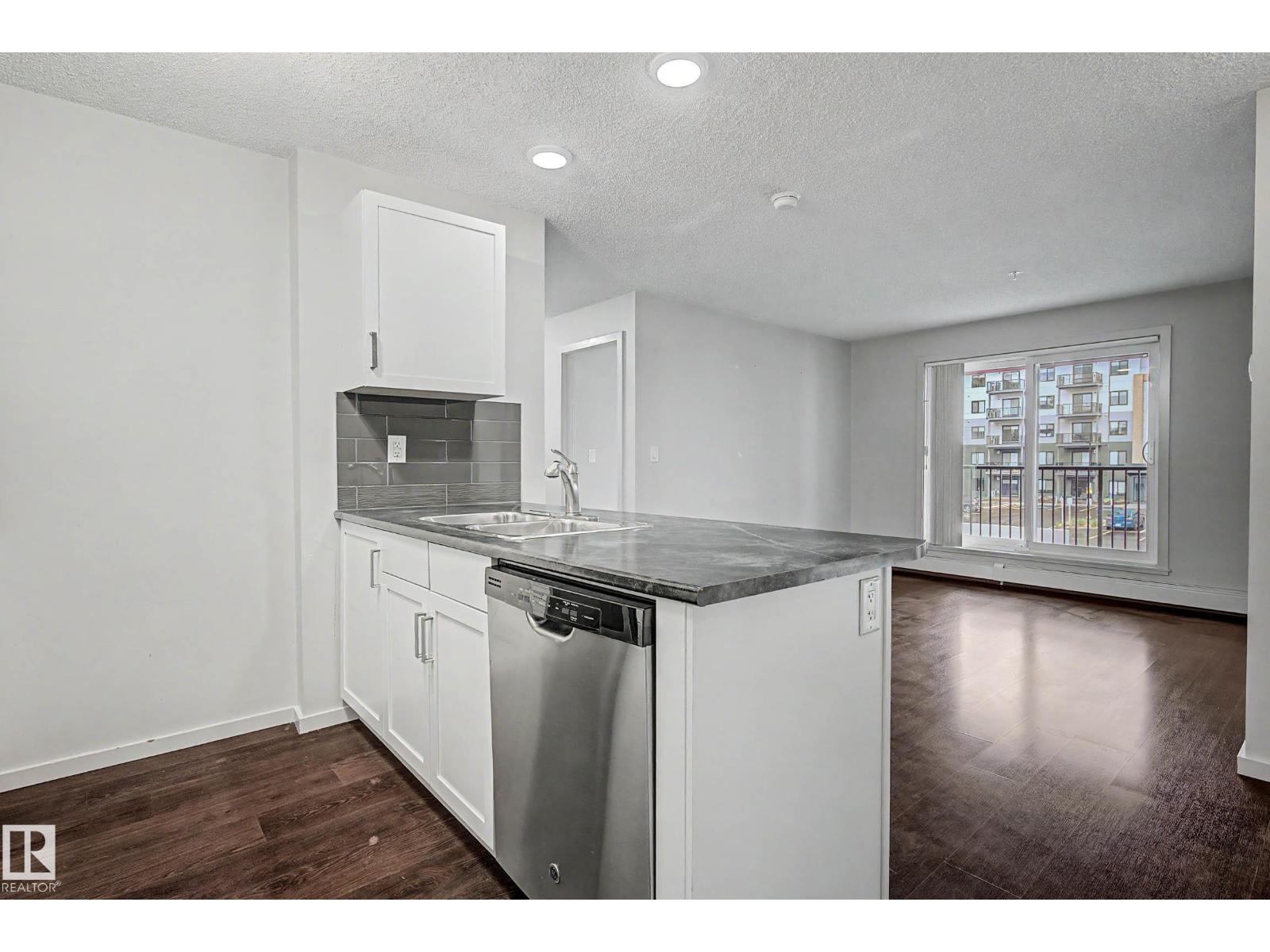 #327 5515 7 AV SW - 7