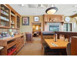 32081 Lougheed Highway, Mission, BC V2V7P8 Photo 16