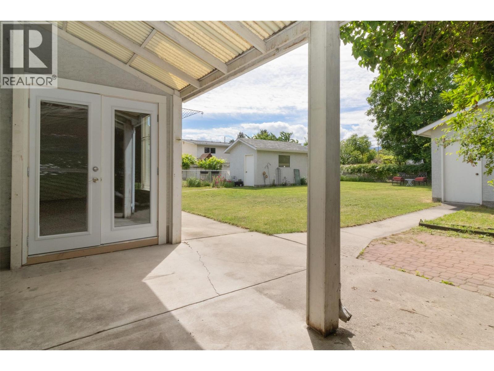  1171 Lawson Avenue, Kelowna