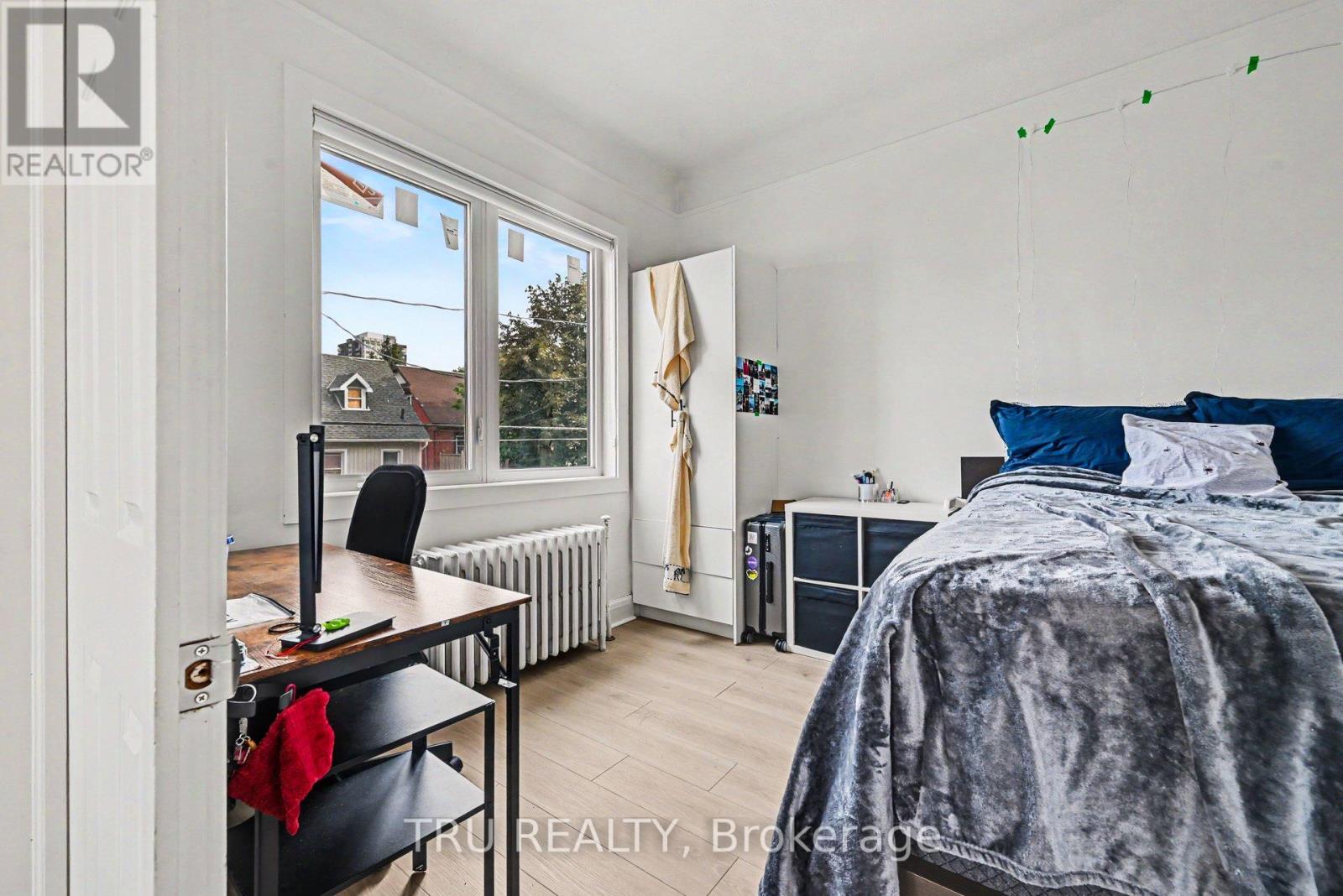 351 FRIEL STREET - 13