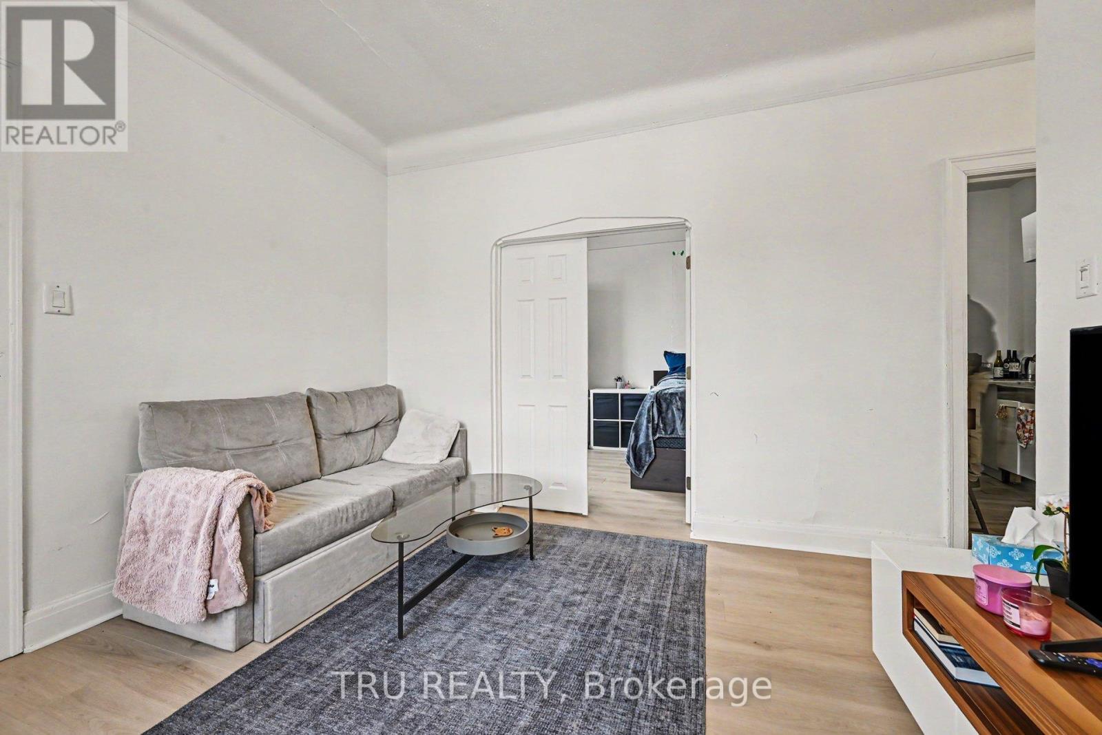 351 FRIEL STREET - 6