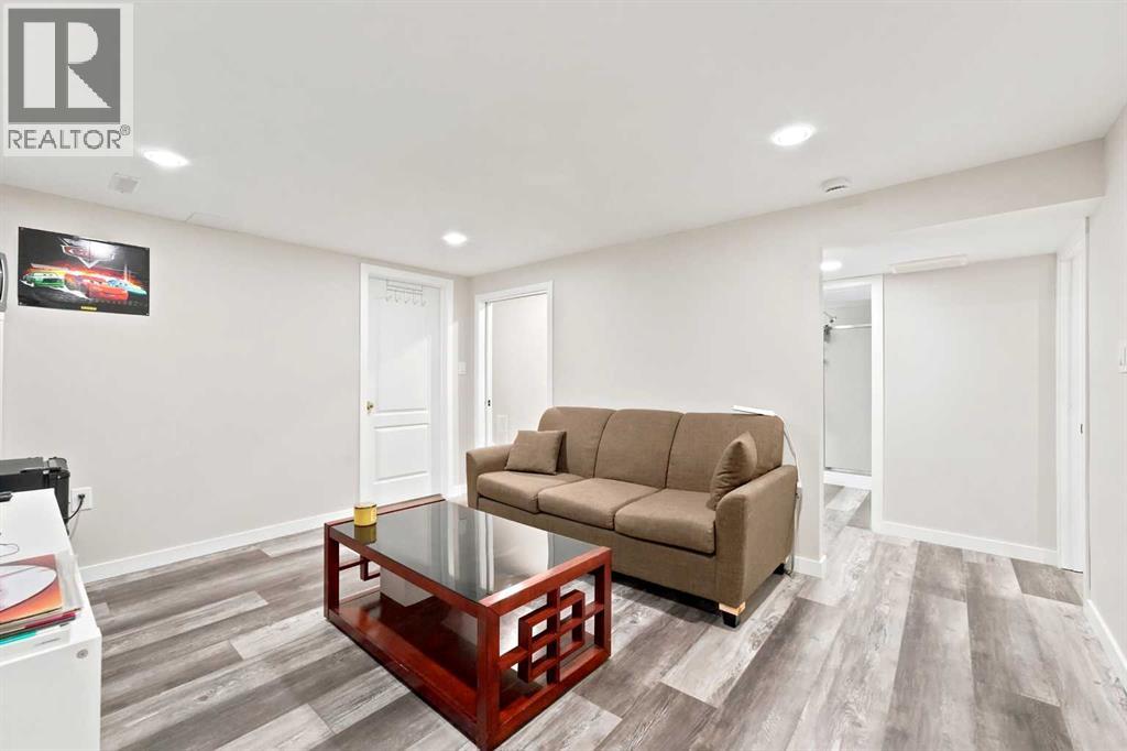 4410 40A Avenue — photo 35