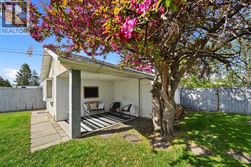 4410 40A Avenue — photo 8