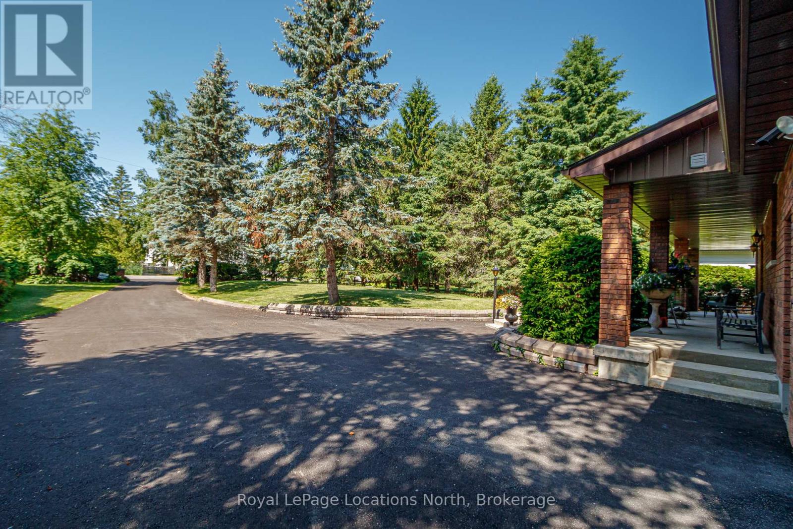 43 GEORGIAN MANOR DRIVE - 14
