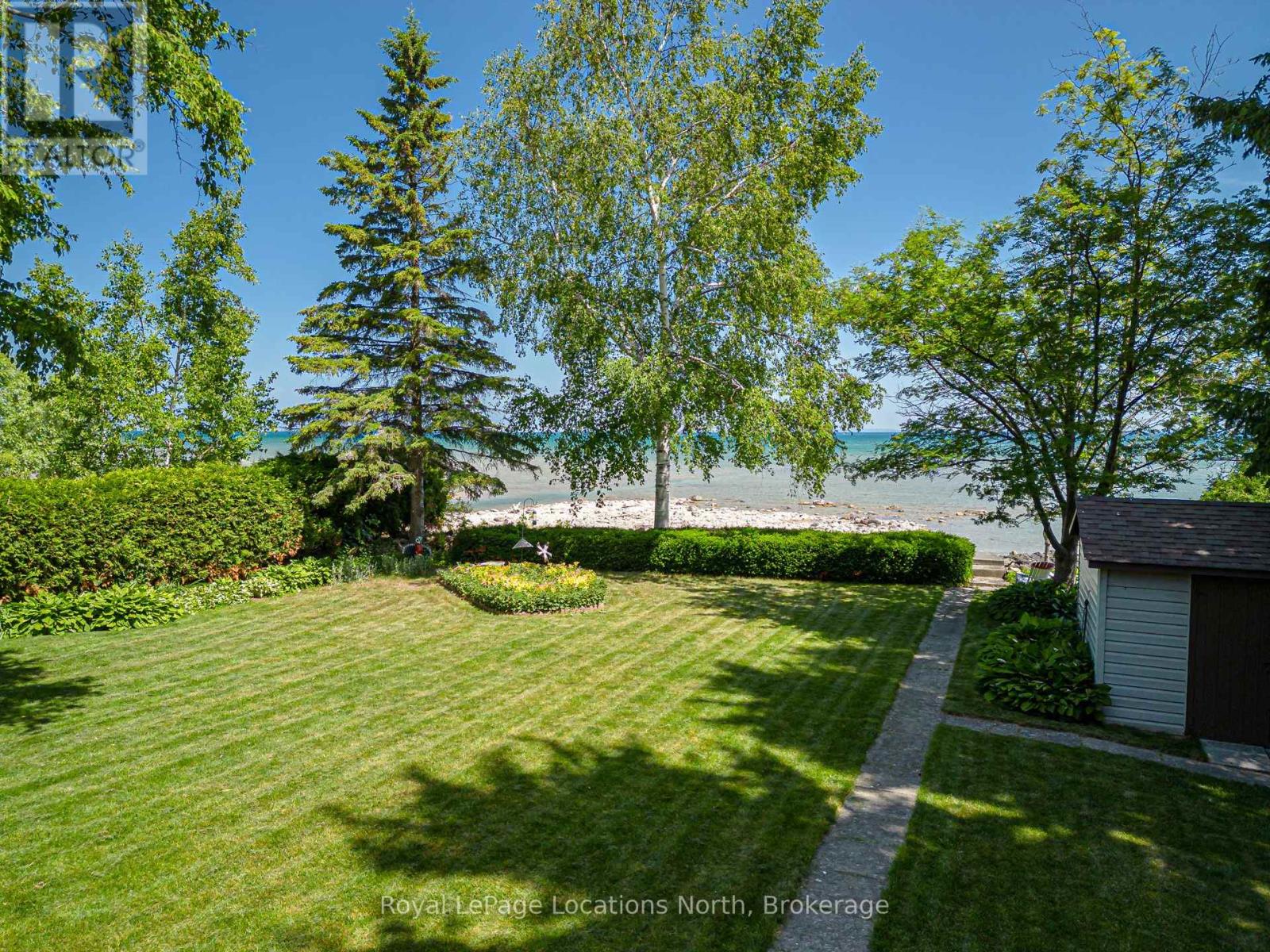 43 GEORGIAN MANOR DRIVE - 9