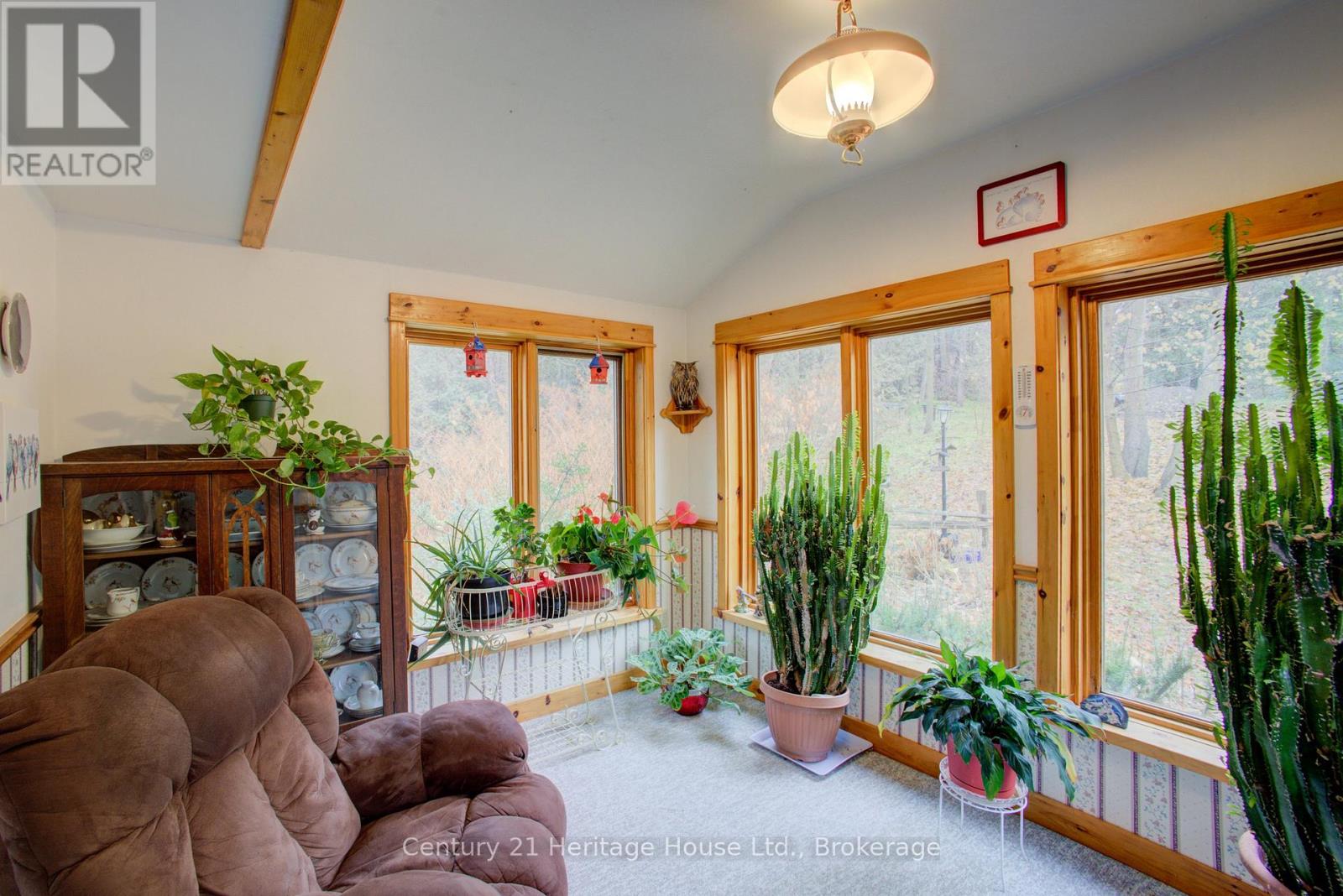252 DURHAM ROAD W - 27