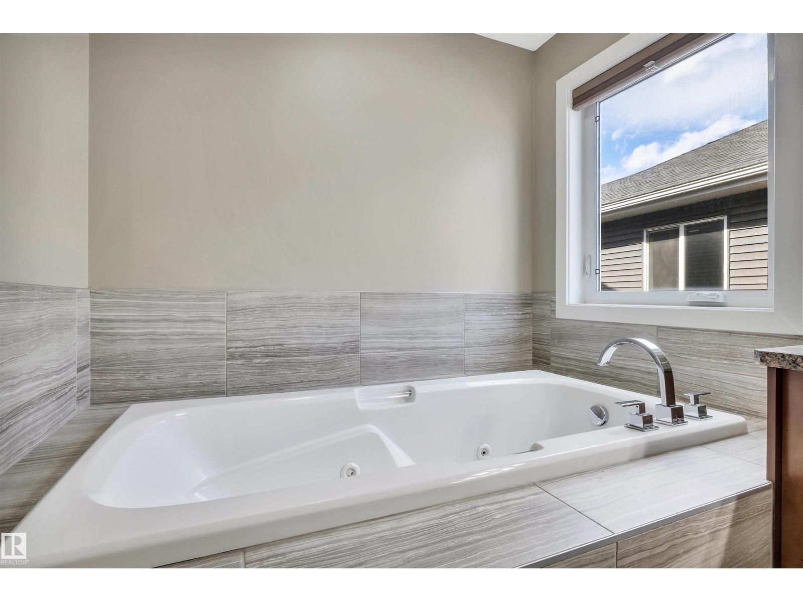 1461 WATT DR SW - 29
