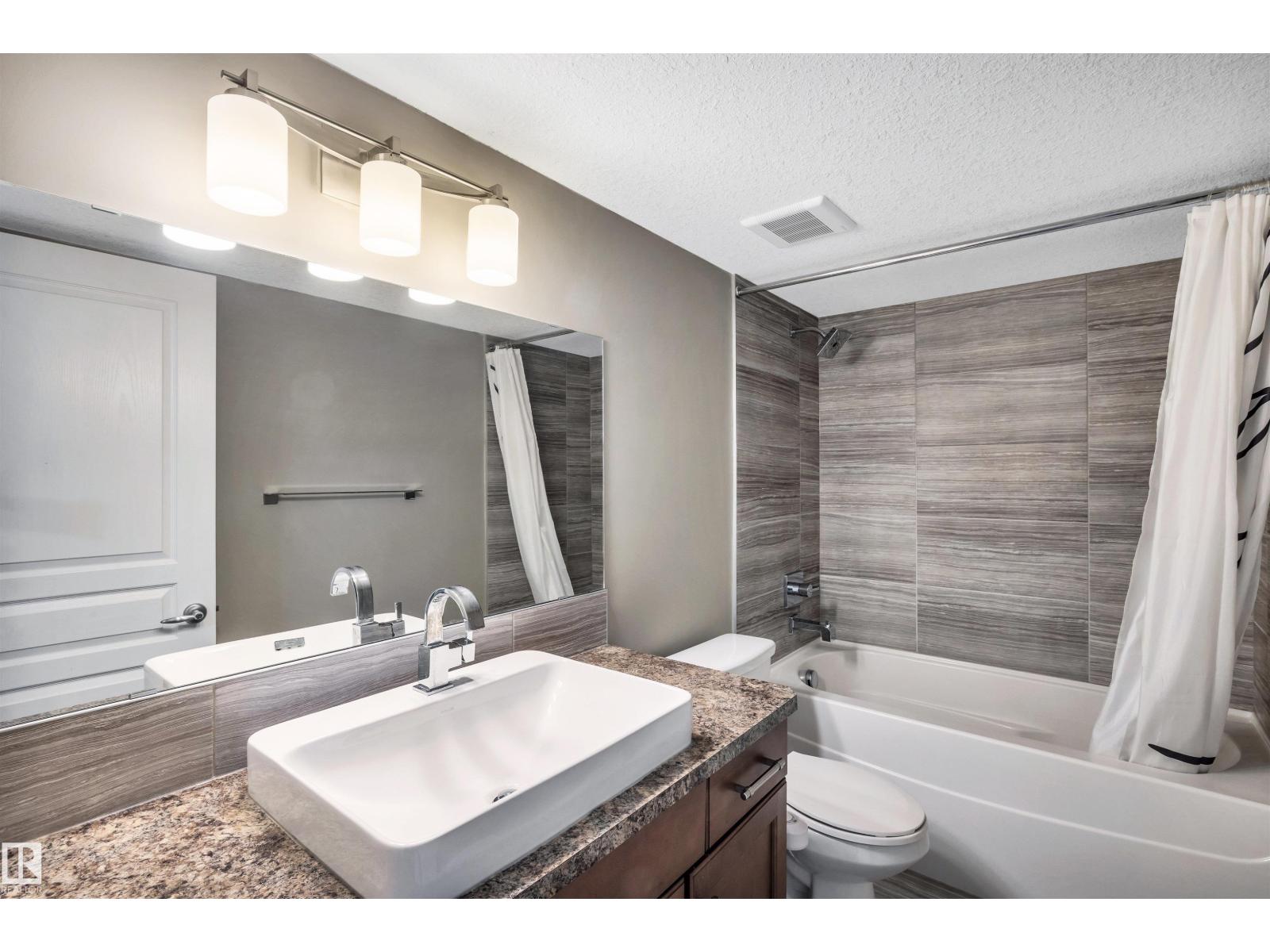 1461 WATT DR SW - 42