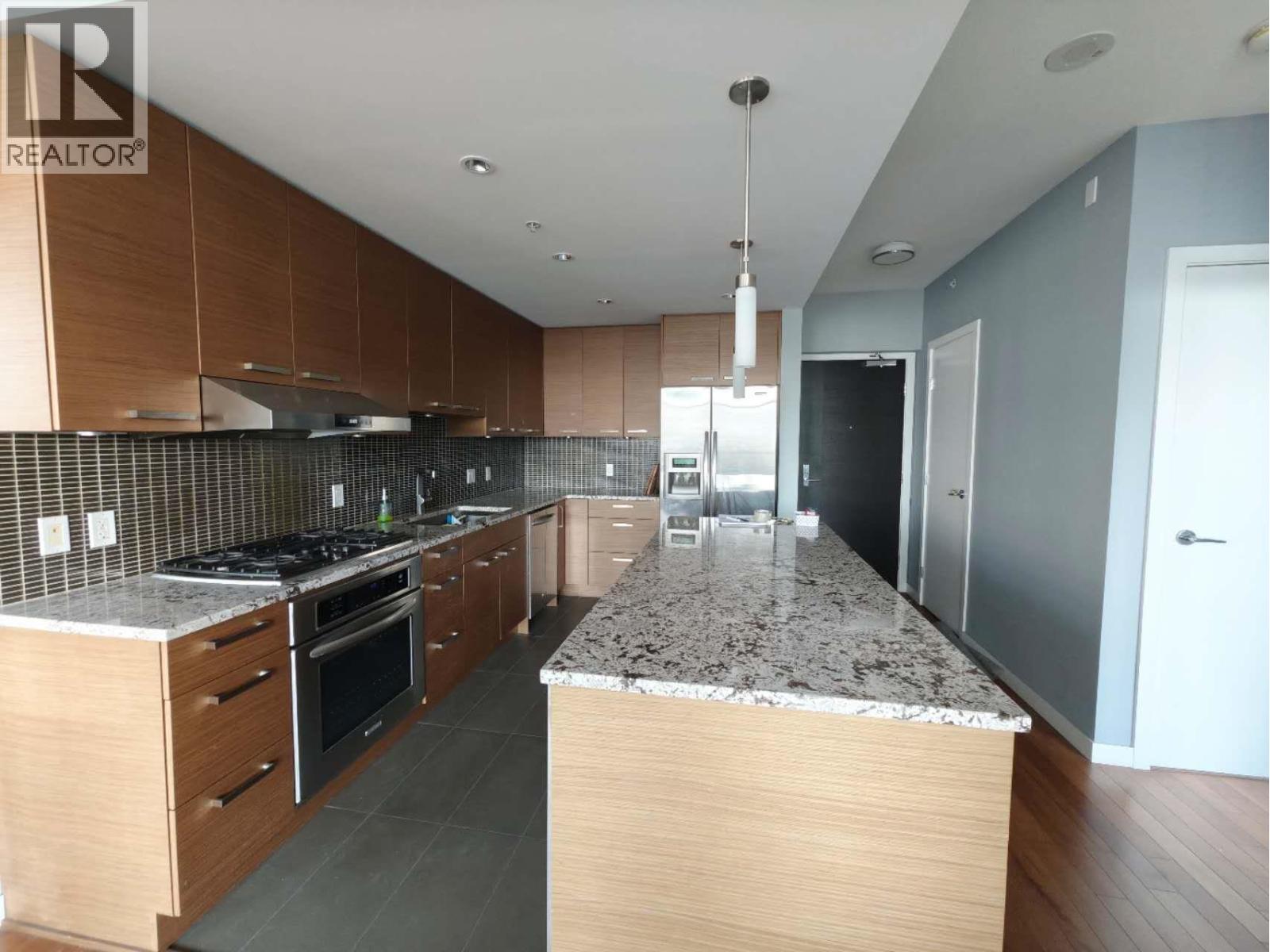 19XX 6188 WILSON AVE, Burnaby