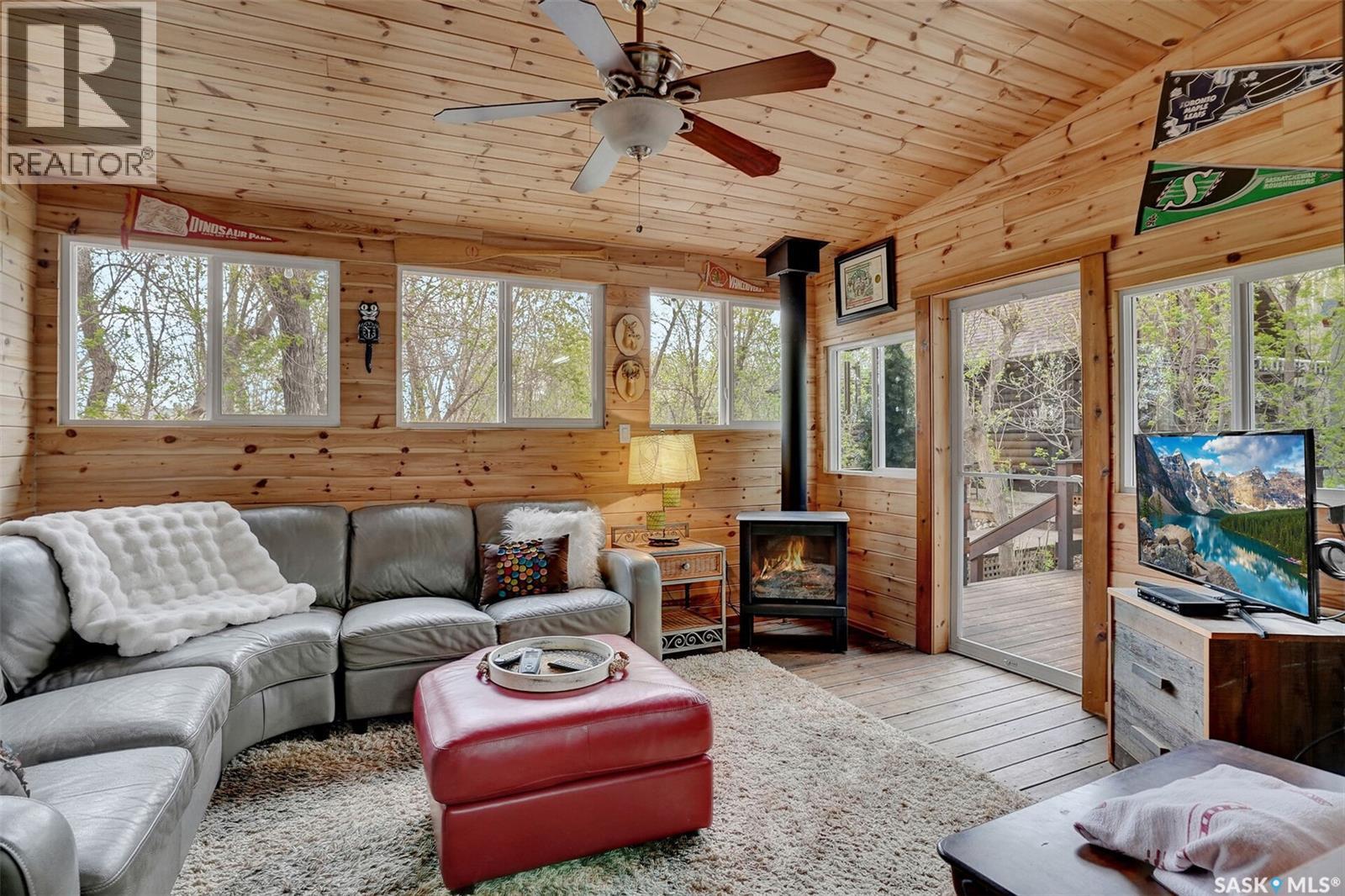 109 Shaw DRIVE - 35