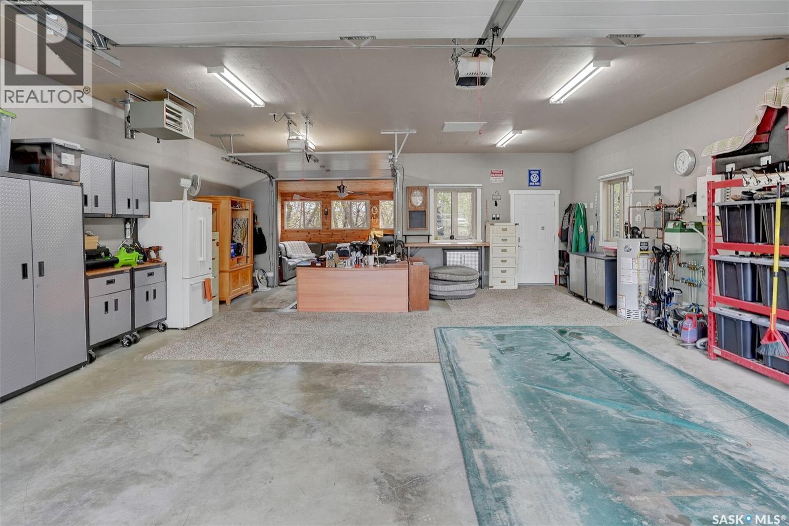 109 Shaw DRIVE - 38