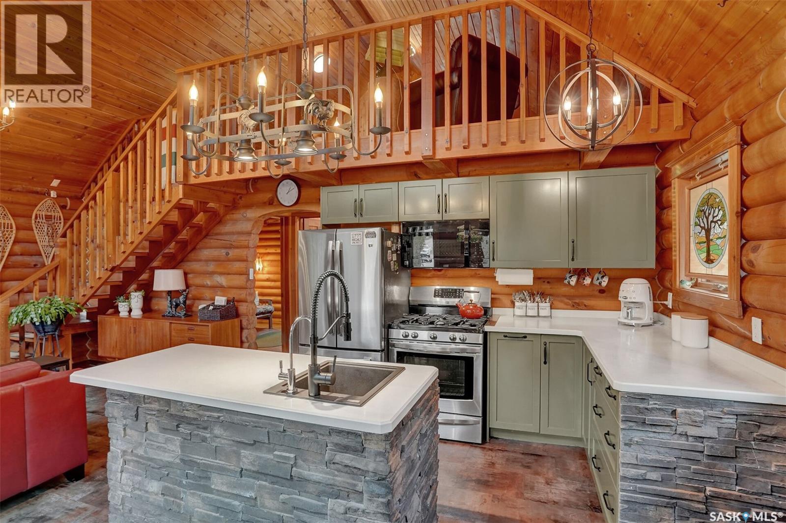 109 Shaw DRIVE - 6