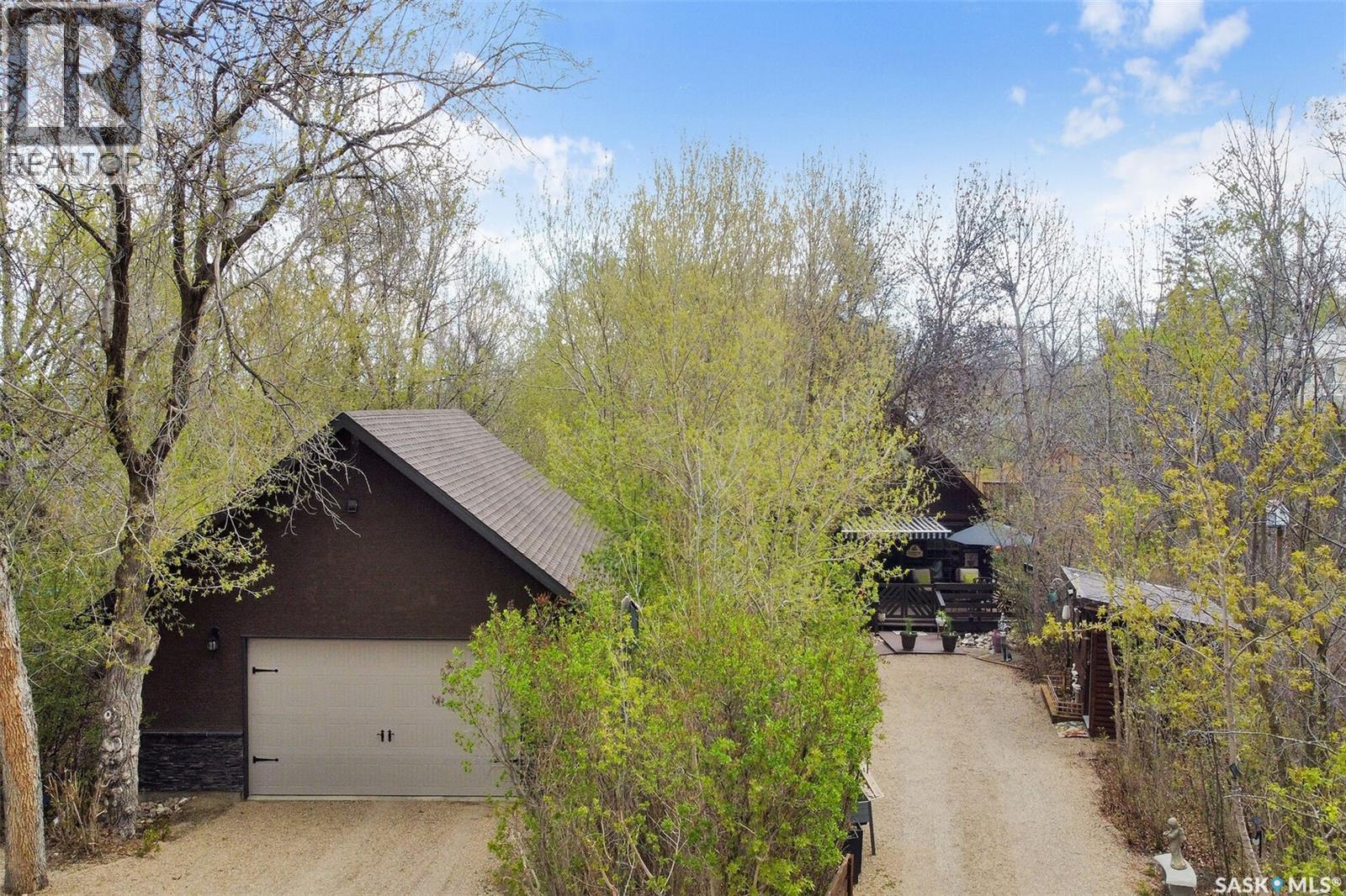 109 Shaw DRIVE - 33